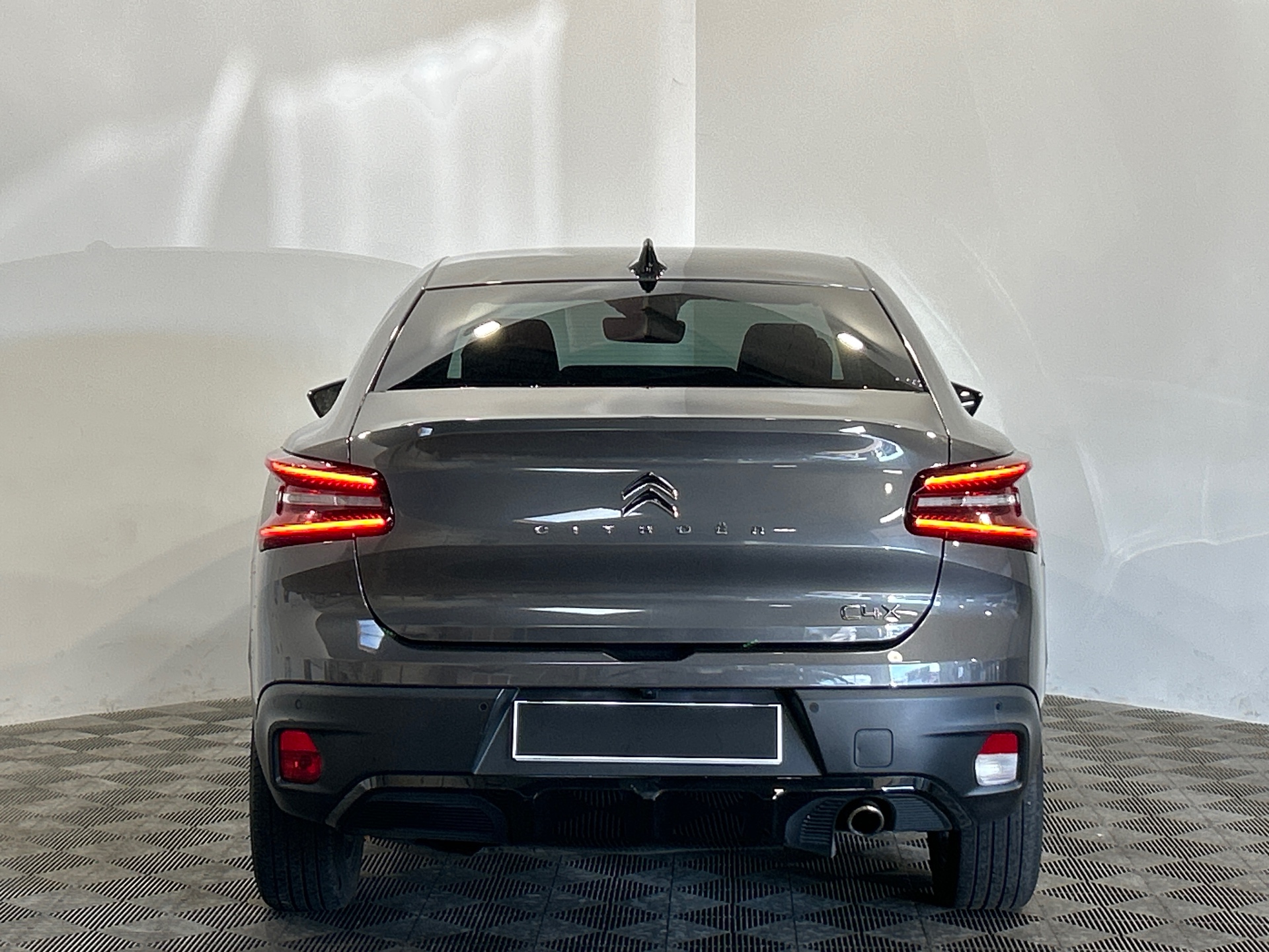 CITROEN C4 X BHDI 130 S&S EAT8 SHINE