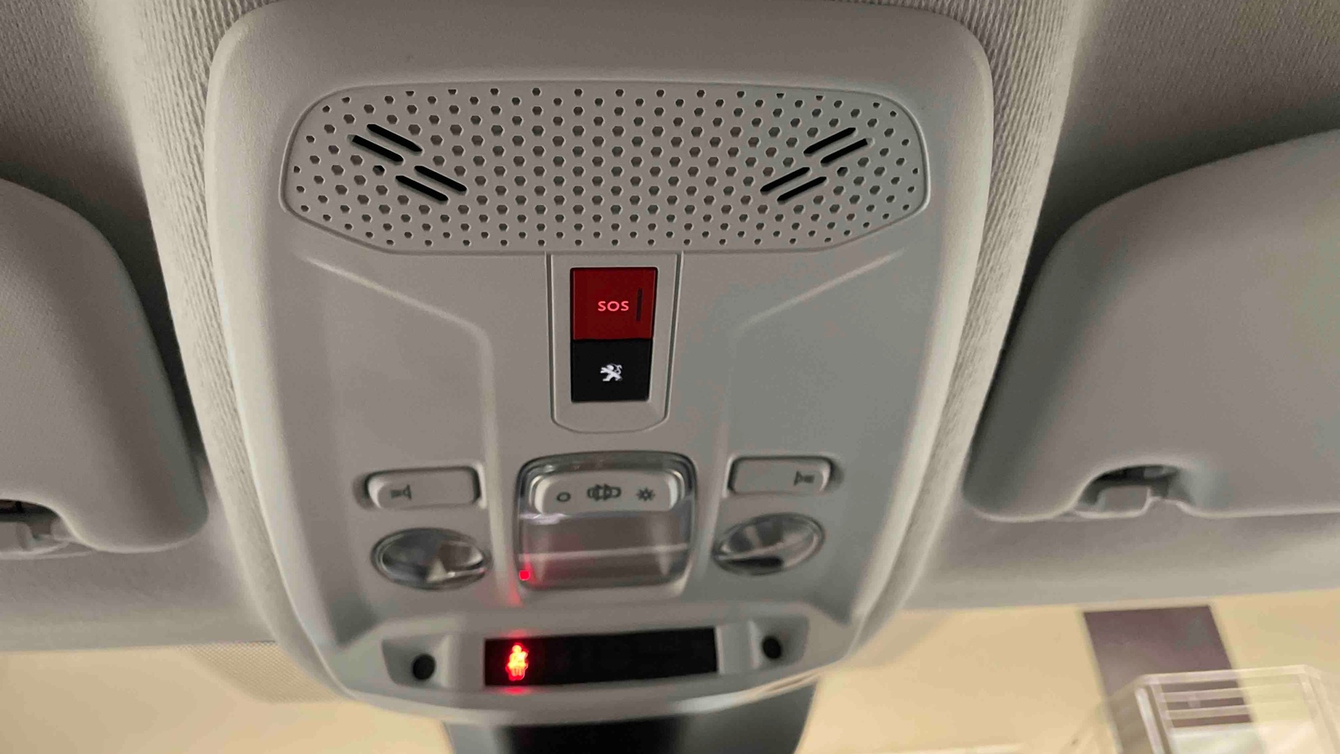 PEUGEOT 208 PureTech 100 S&S BVM6 Allure