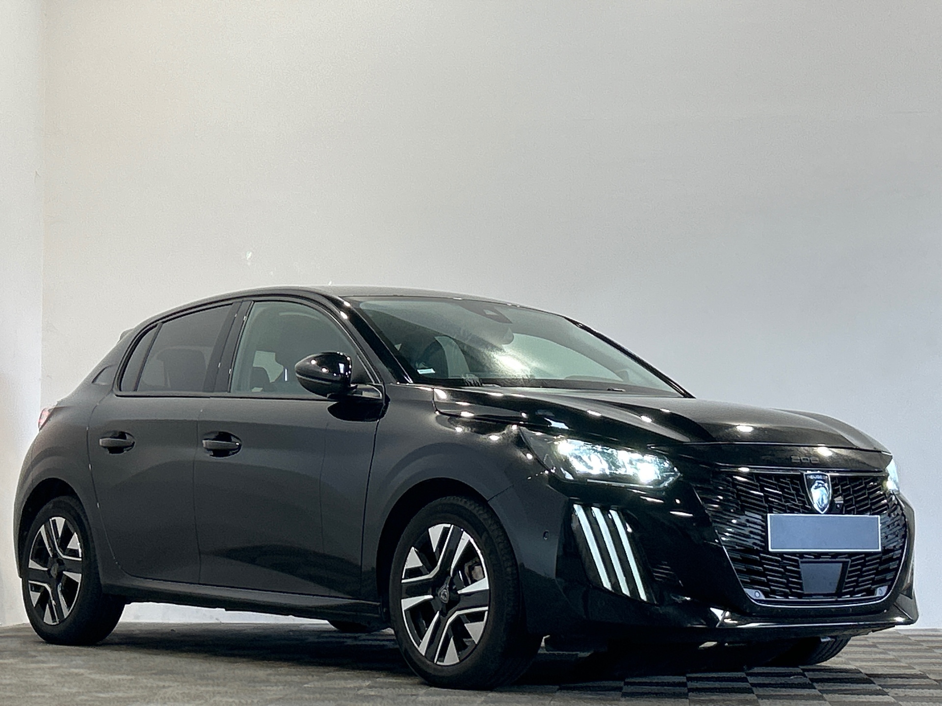 PEUGEOT 208 ALL PT100 BVM