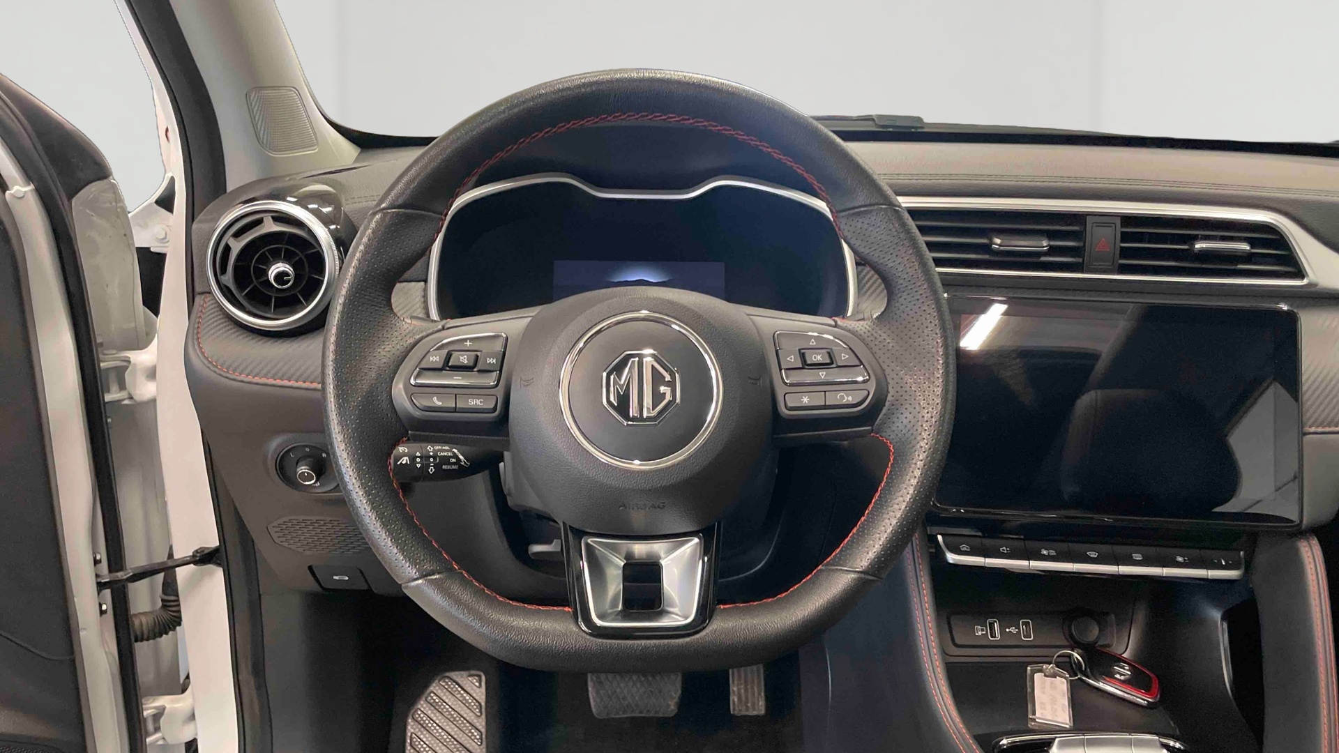 MG ZS ELECTRIQUE 51 Kwh LUXURY
