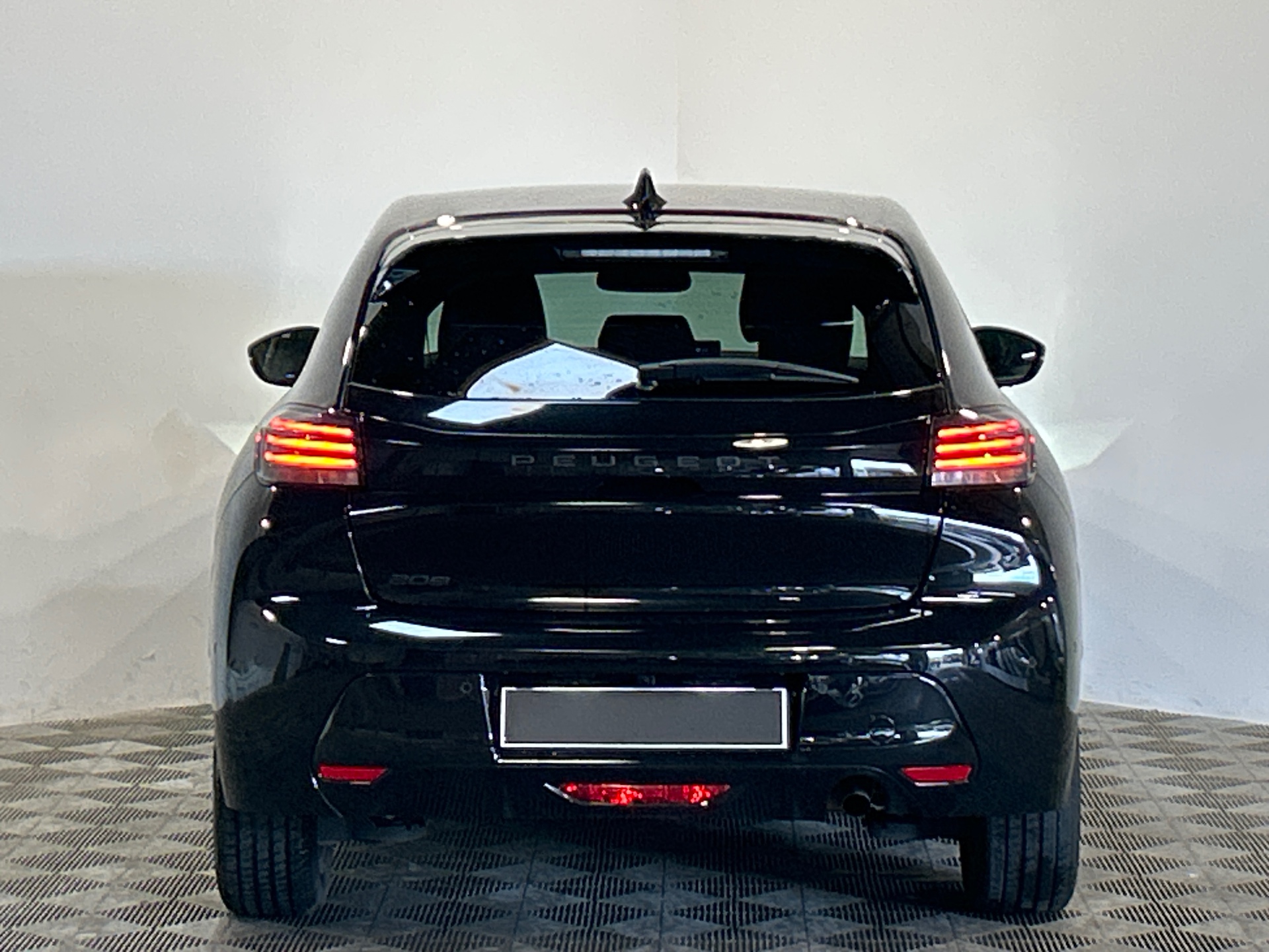 PEUGEOT 208 ALL PT100 BVM