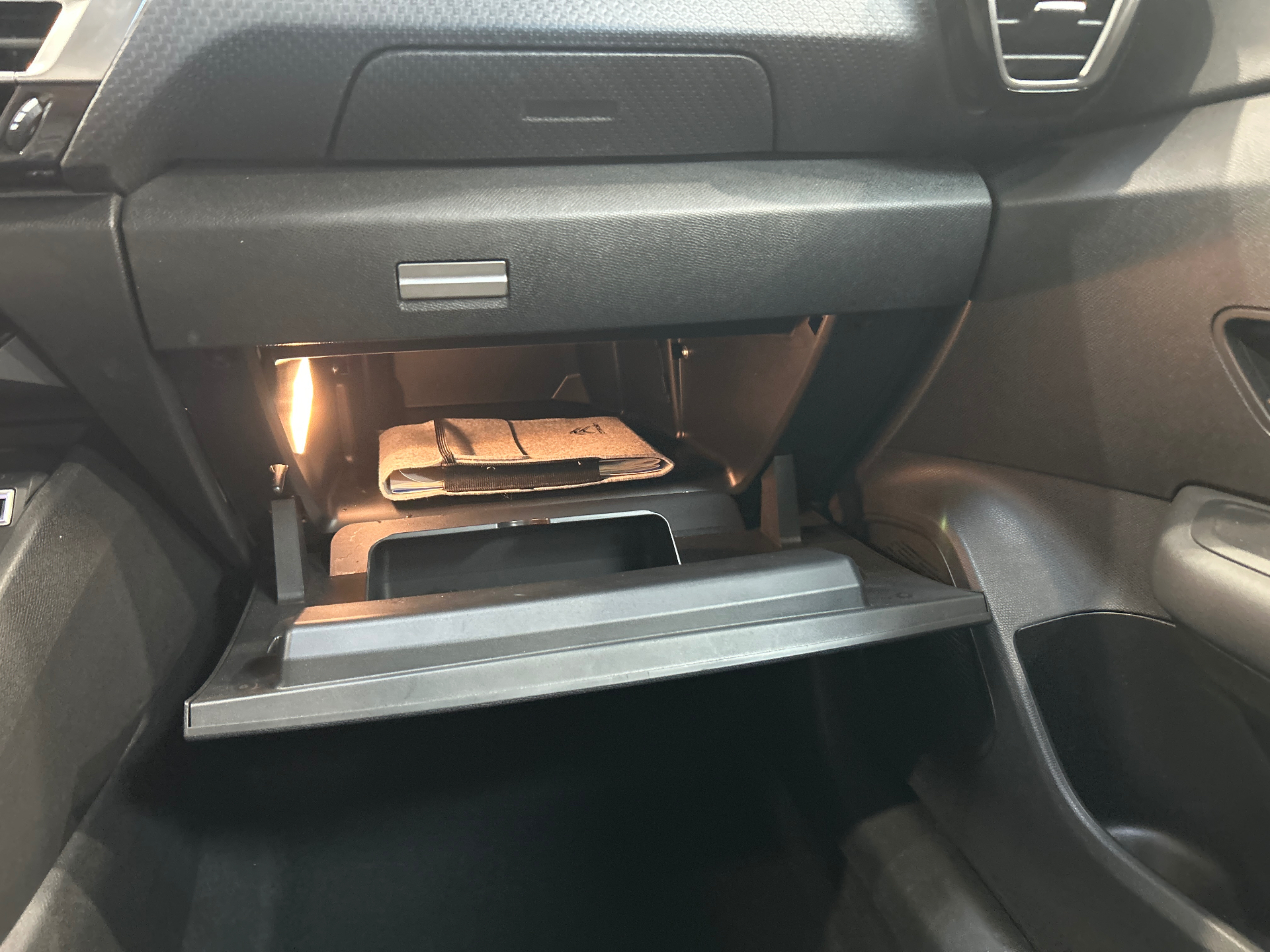 CITROEN C4 X BHDI 130 S&S EAT8 SHINE