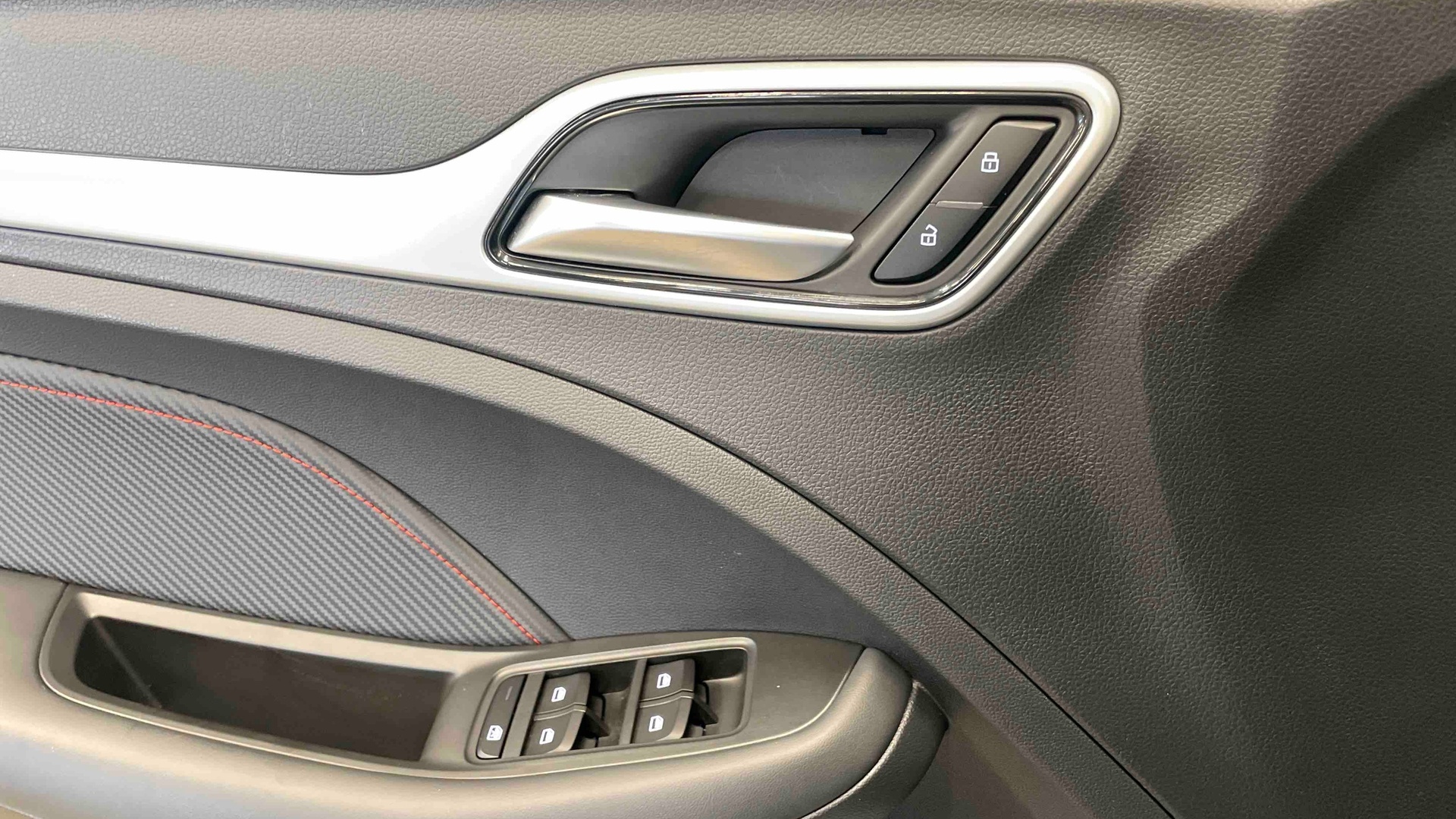 MG ZS ELECTRIQUE 51 Kwh LUXURY