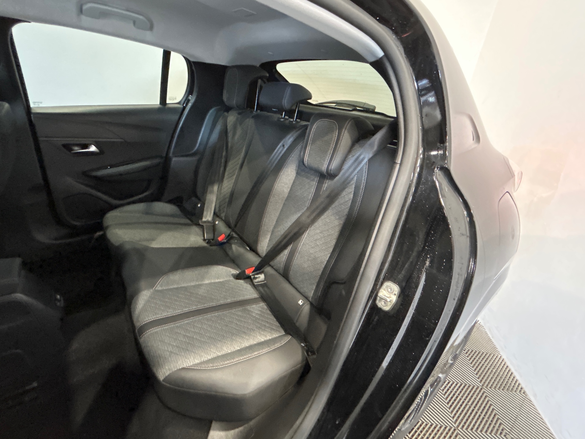 PEUGEOT 208 ALL PT100 BVM