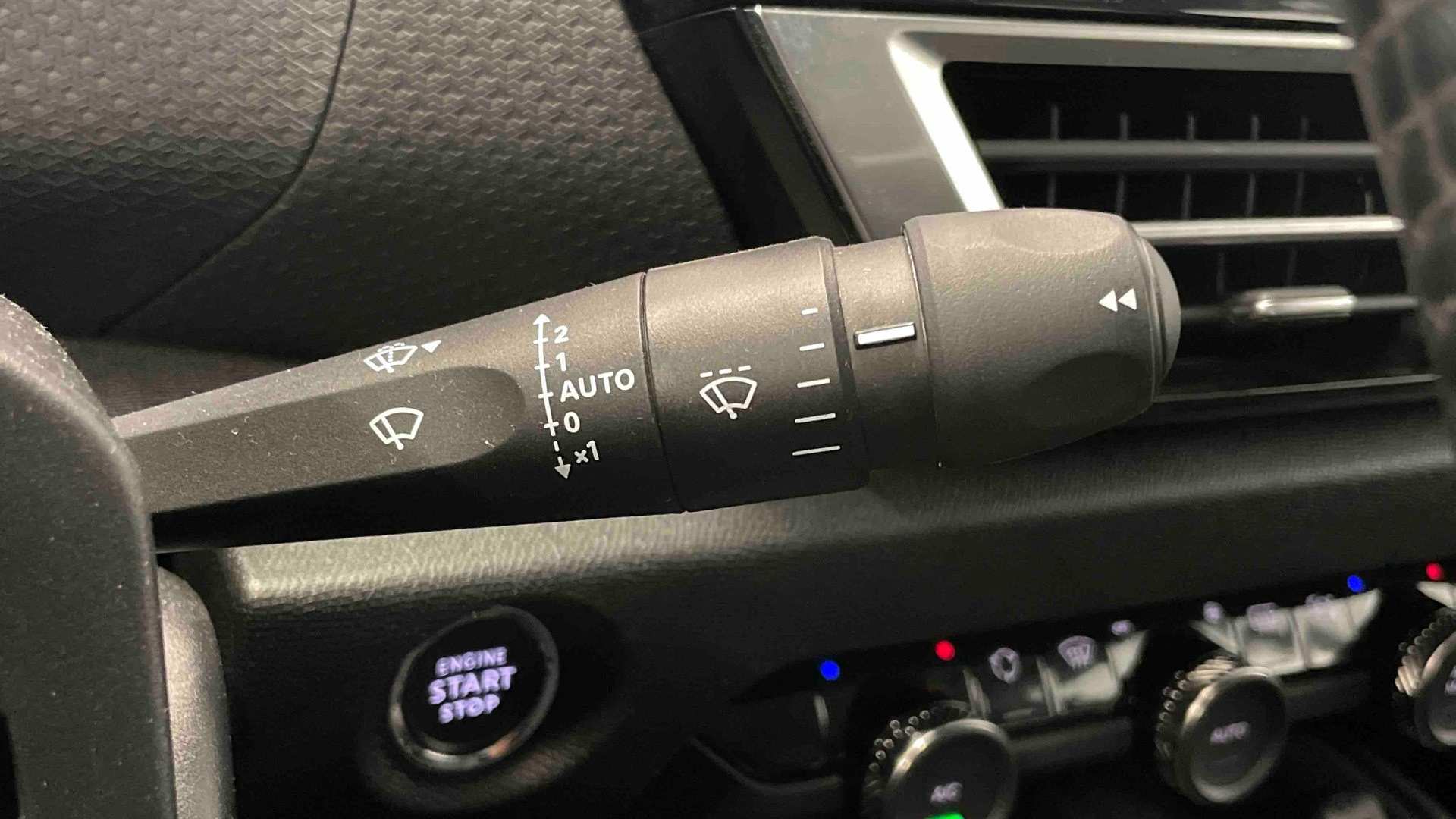 CITROEN C4 PT130 S&S BVM6 SHINE