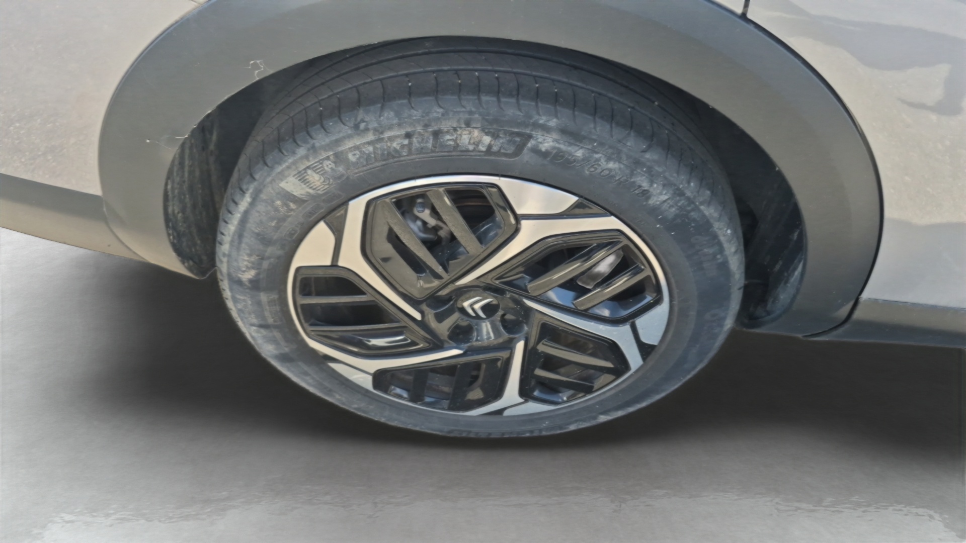 CITROEN C4 X PTECH 130 S&S EAT8 SHINE