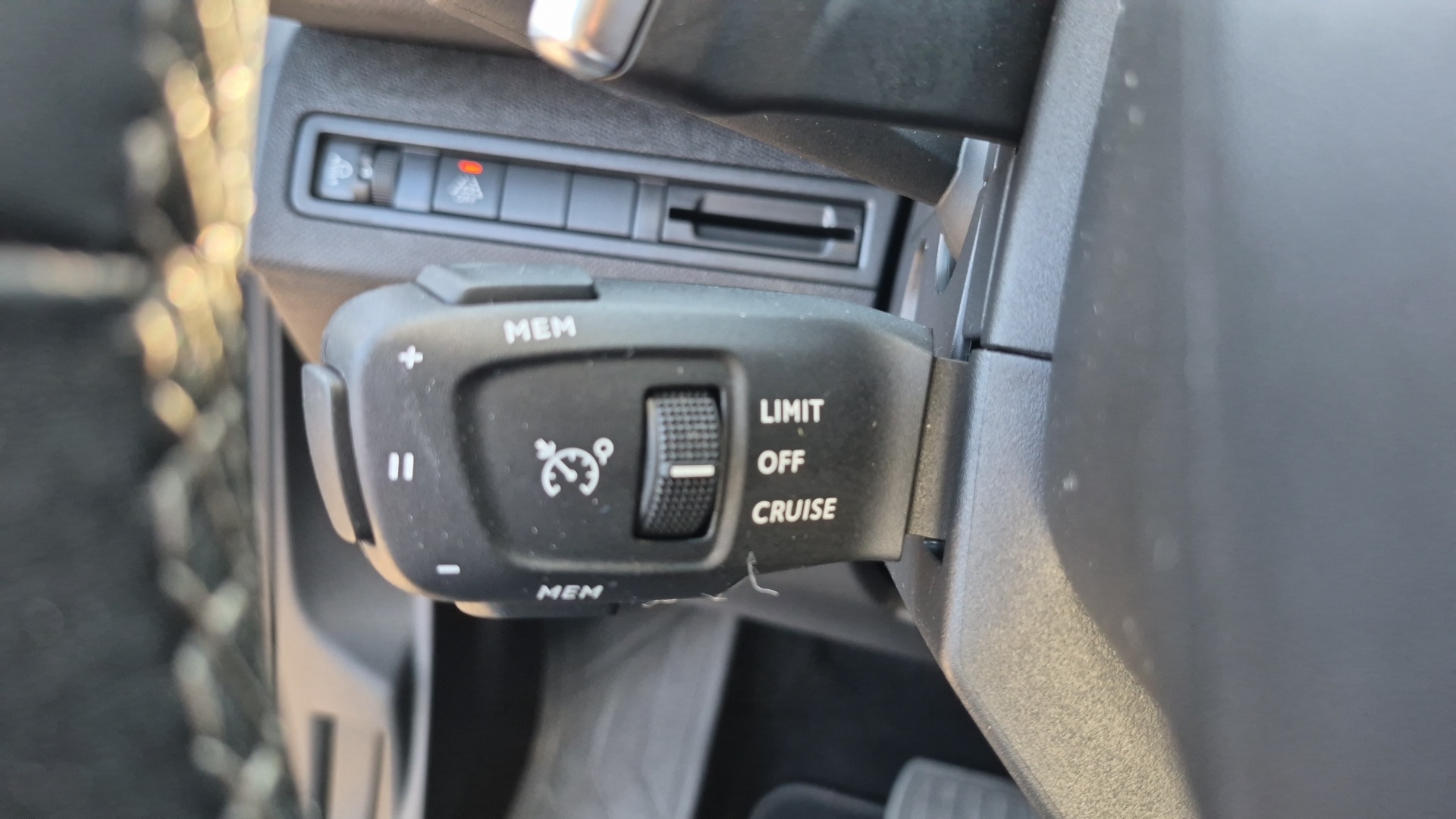 PEUGEOT 3008 BlueHDi 130ch S&S EAT8 Allure Pack