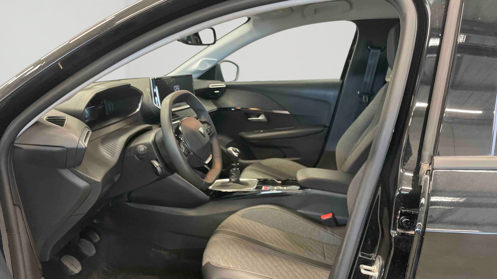 PEUGEOT 208 Allure 100 ch BVM6
