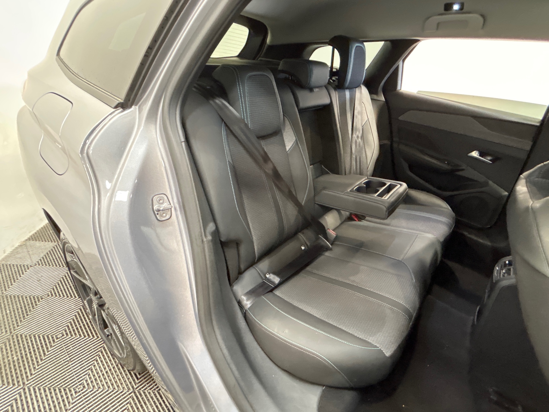 PEUGEOT 308 SW SW Allure Hybrid 145 ch e-DCS6