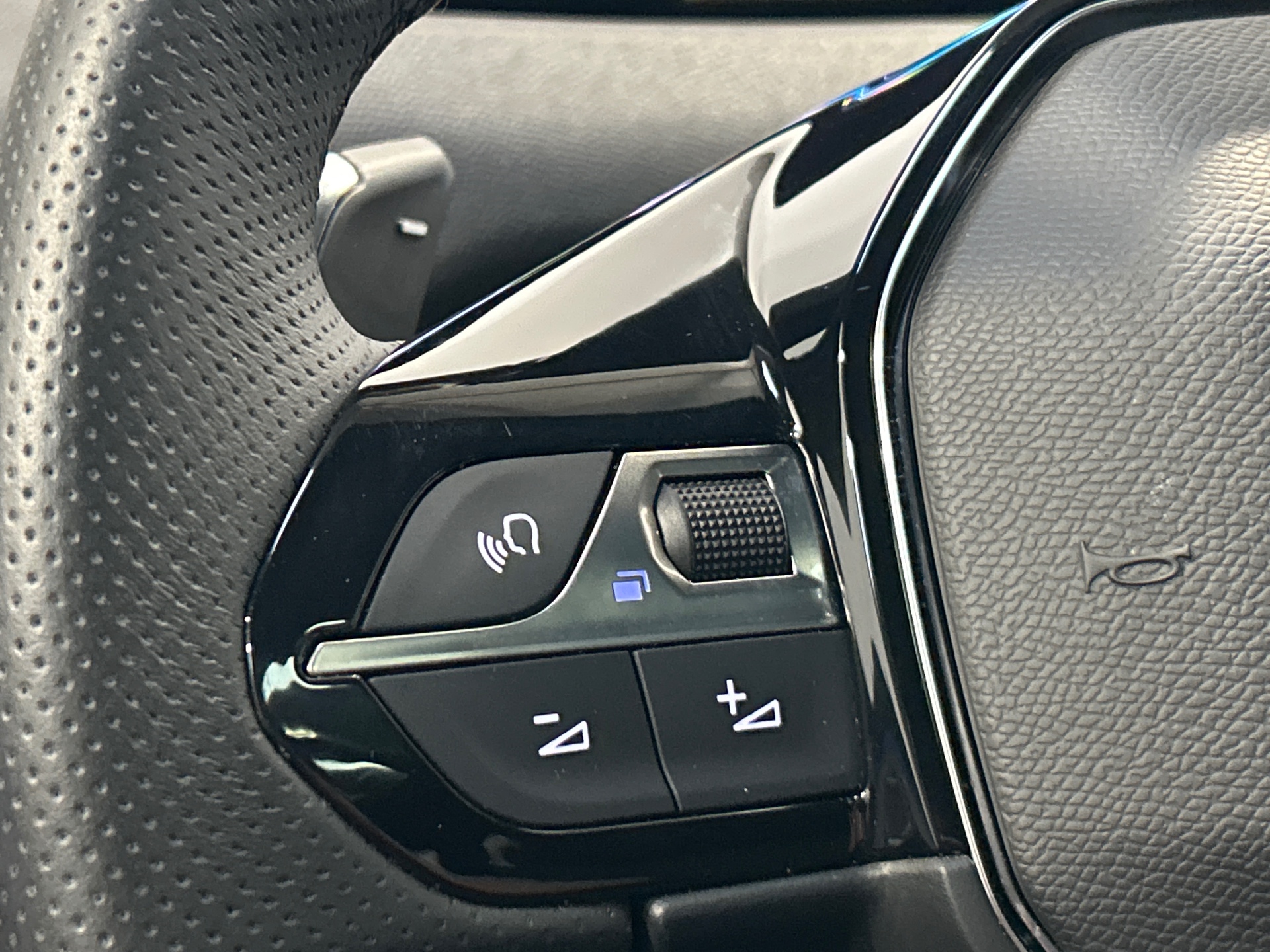 PEUGEOT 3008 GT Plug-in Hybrid 225 e-EAT8