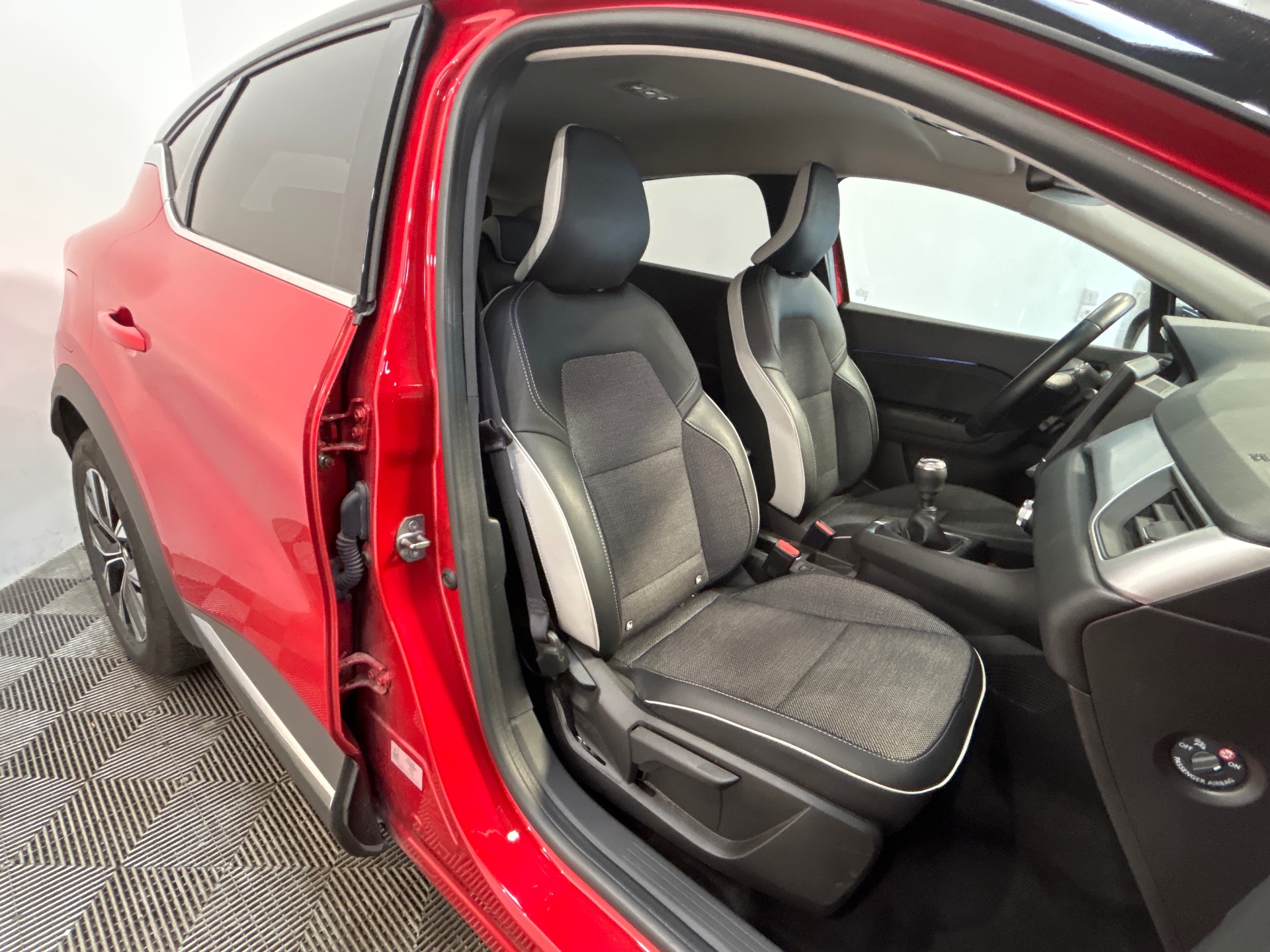 RENAULT CAPTUR techno TCe 90