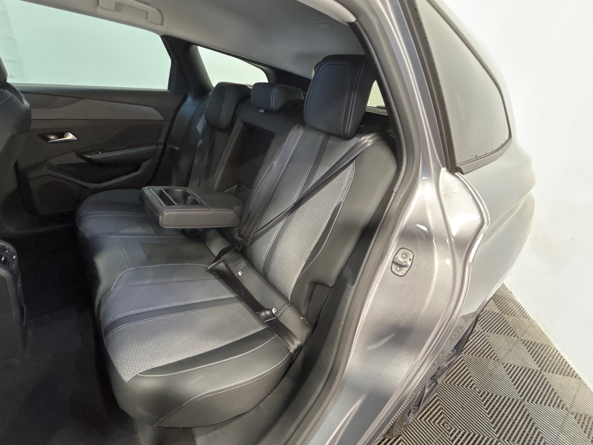 PEUGEOT 308 SW SW Allure Hybrid 145 ch e-DCS6