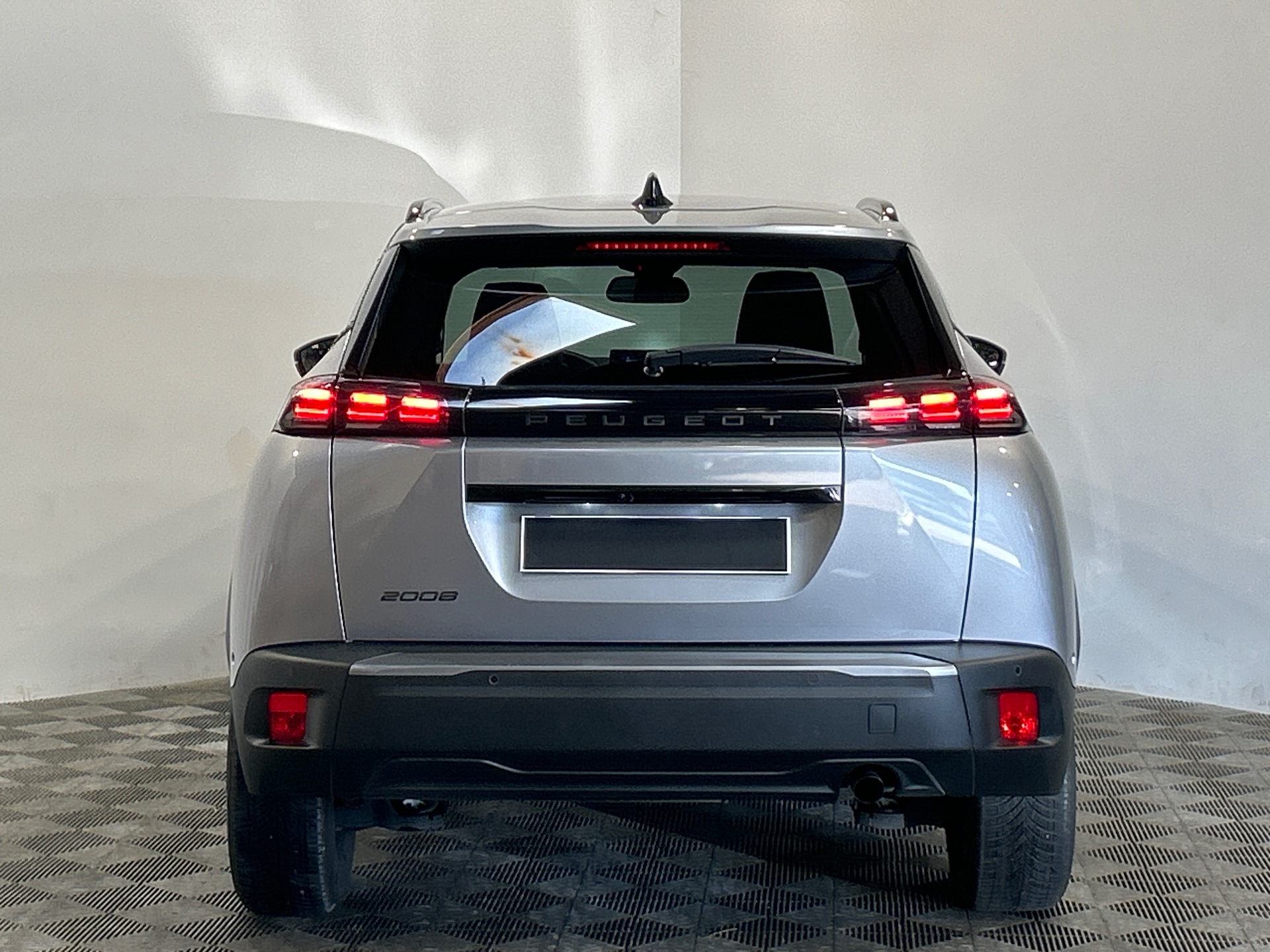 PEUGEOT 2008 ALLURE PURETECH 100 S&S BVM6