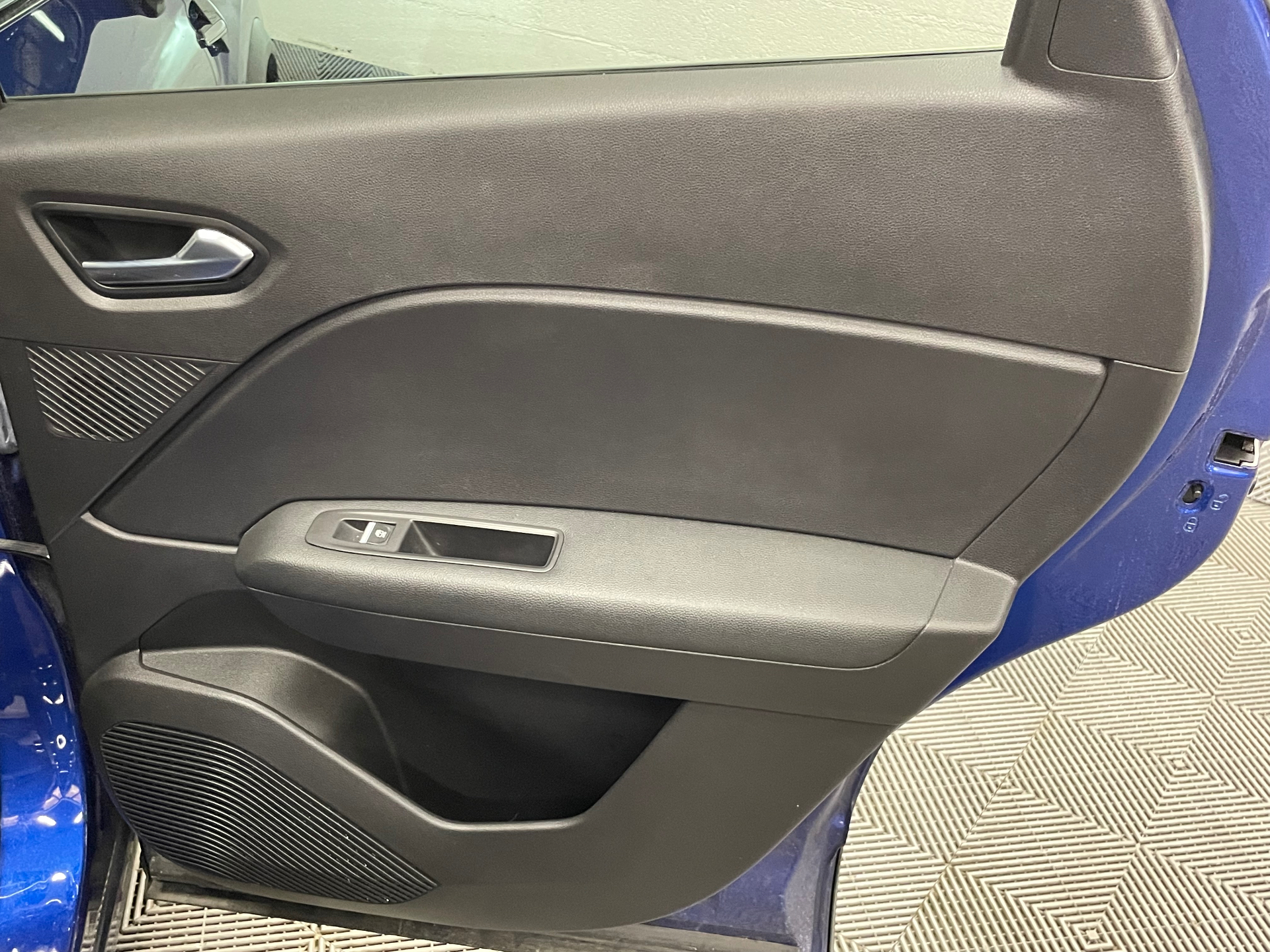 RENAULT CAPTUR TCe 90 Techno