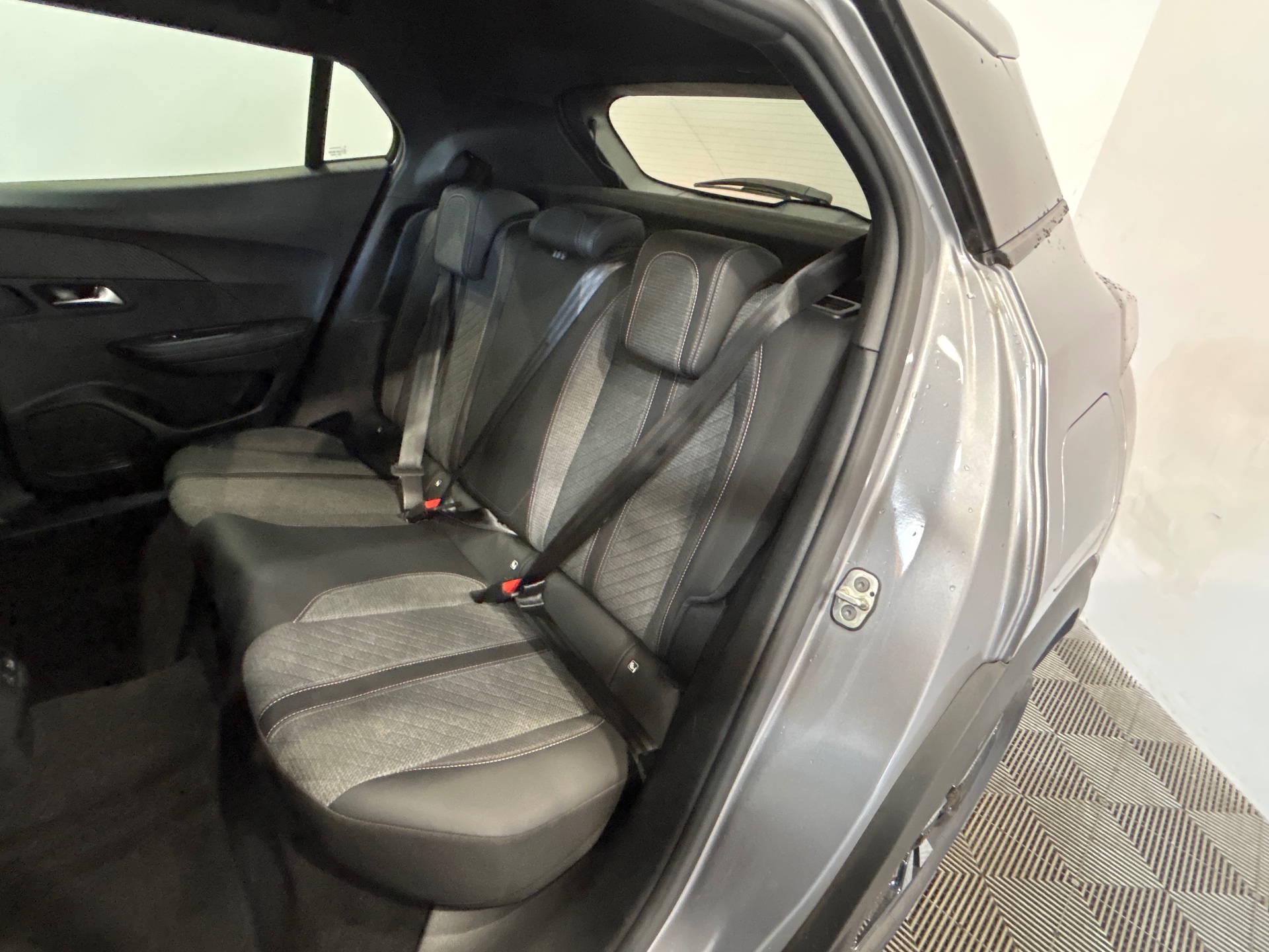 PEUGEOT 2008 ALLURE PURETECH 100 S&S BVM6