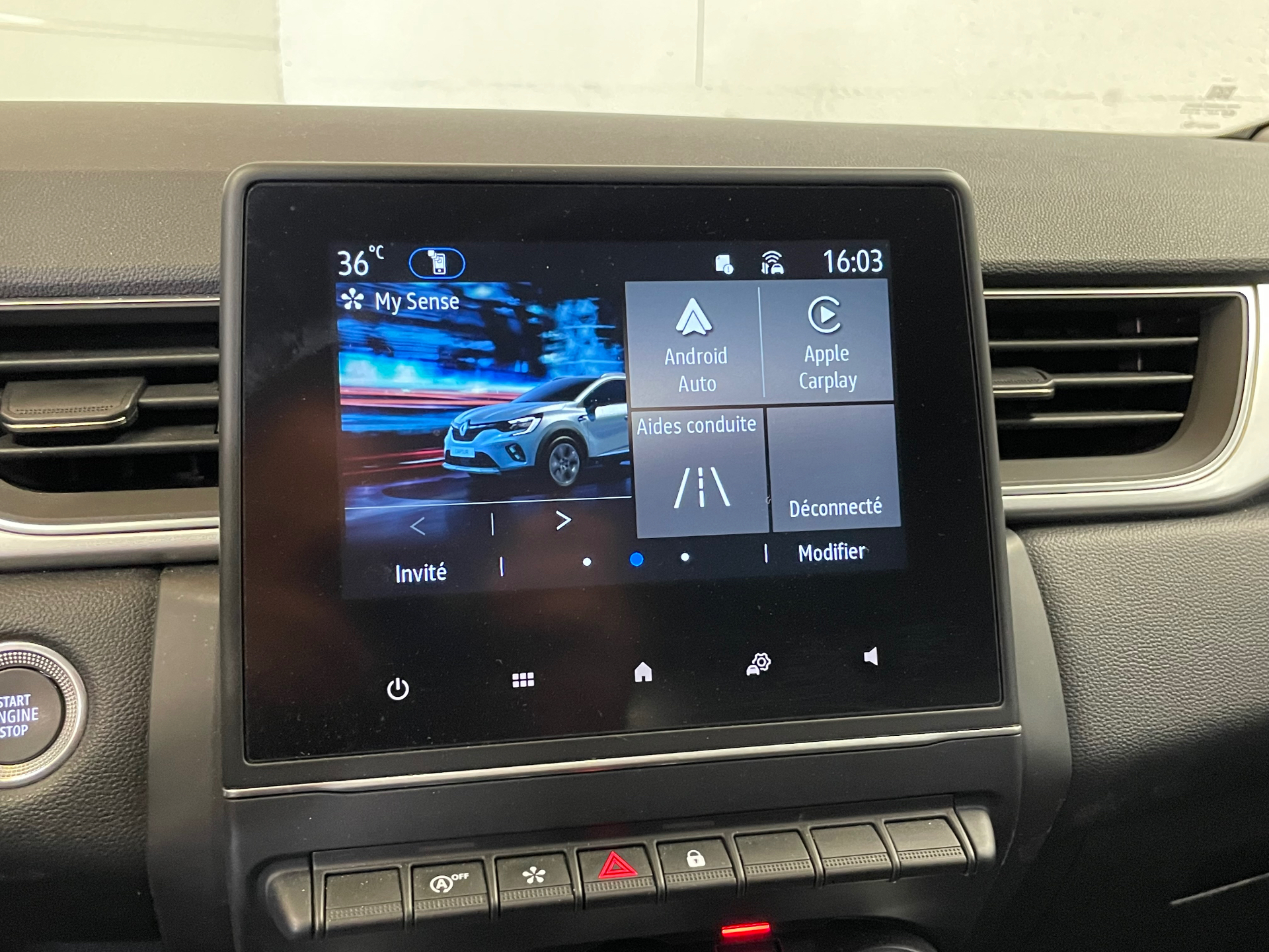 RENAULT CAPTUR TCe 90 Techno