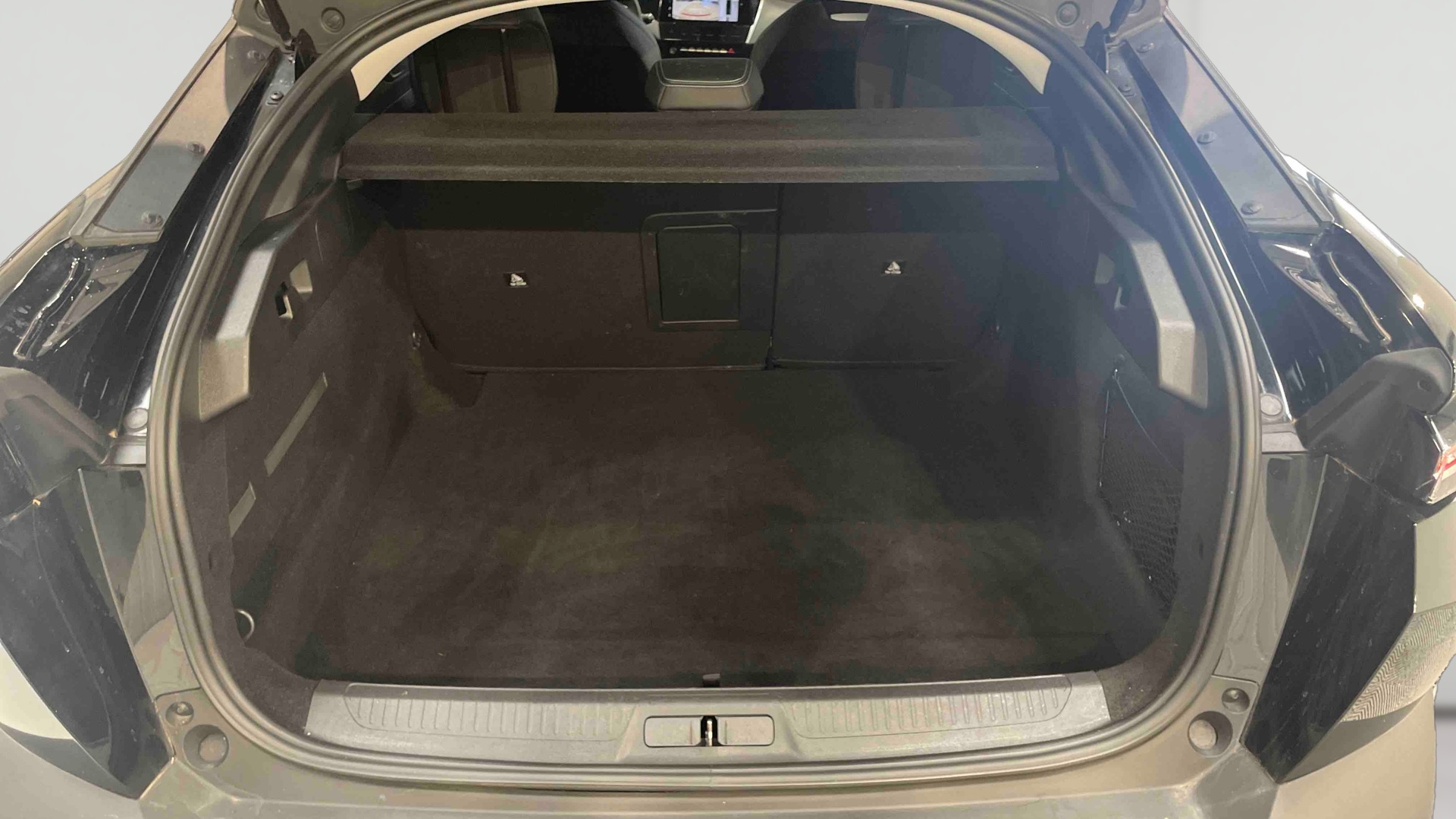 PEUGEOT 408 Hybrid 145 e-DCS6 Allure - 5P