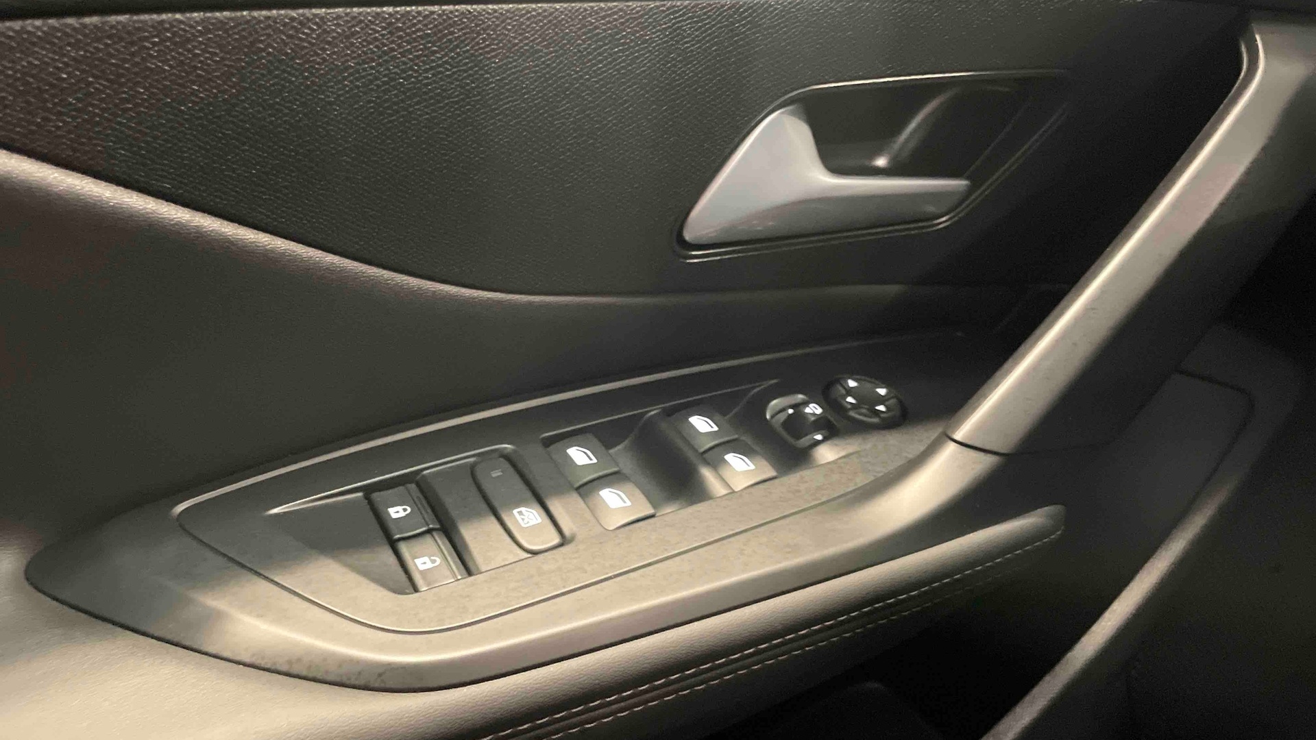 PEUGEOT 308 SW SW Allure Hybrid 145 ch e-DCS6