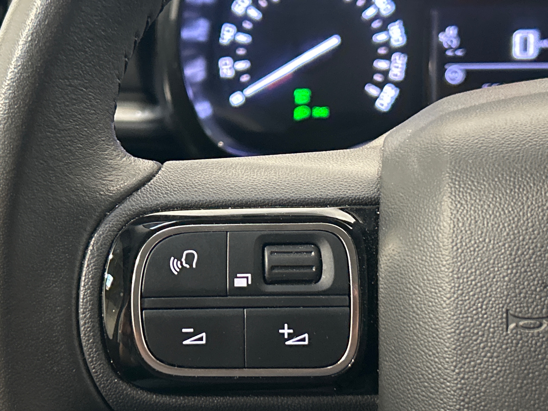 CITROEN C3 PURETECH 110 S&S EAT6 MAX