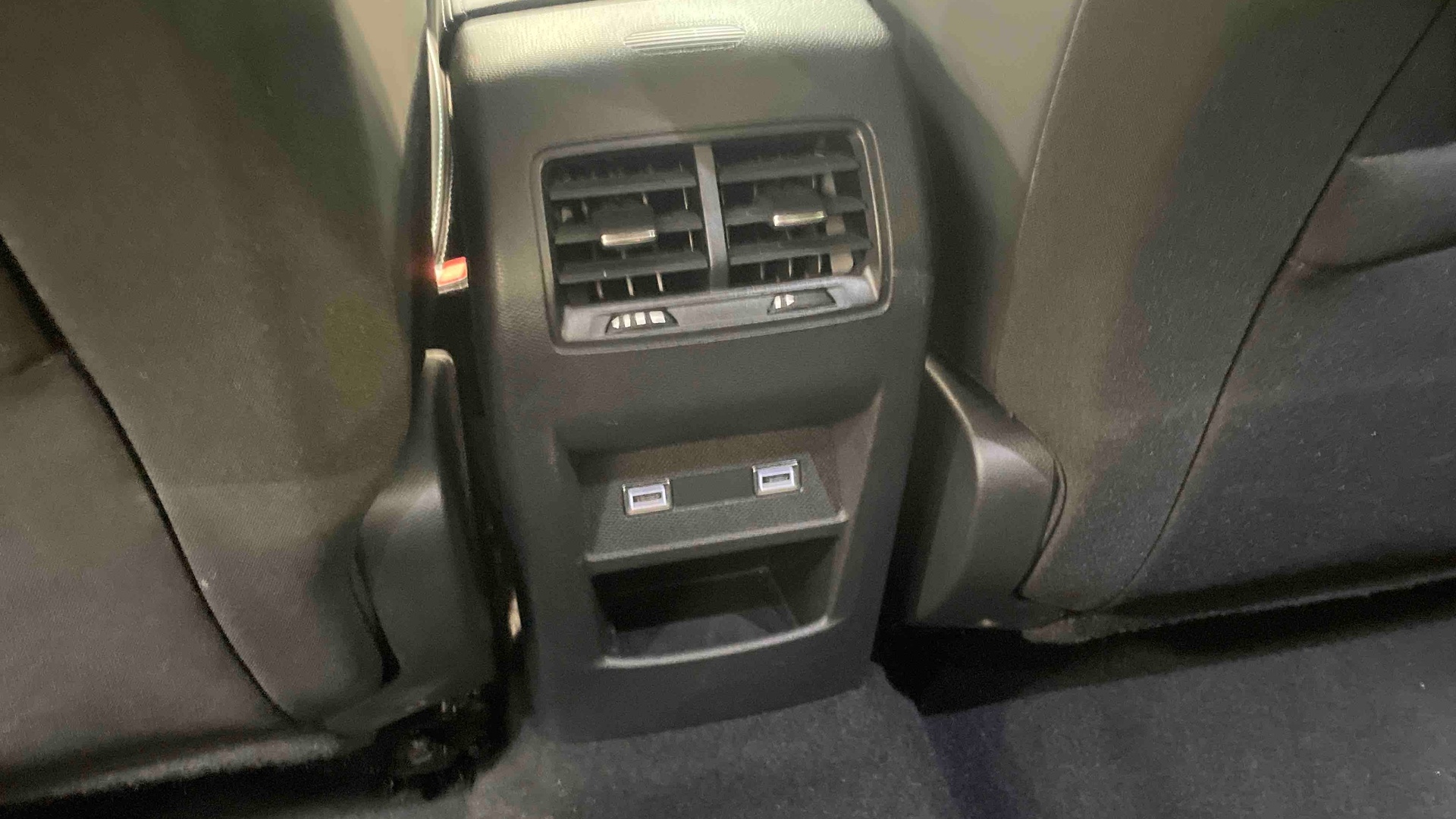 PEUGEOT 408 Hybrid 145 e-DCS6 Allure - 5P