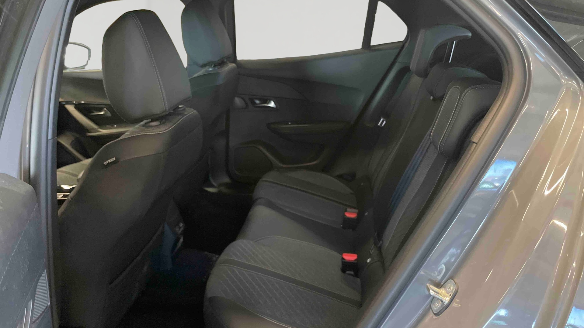 PEUGEOT 2008 ALLURE 100 CH BVM6