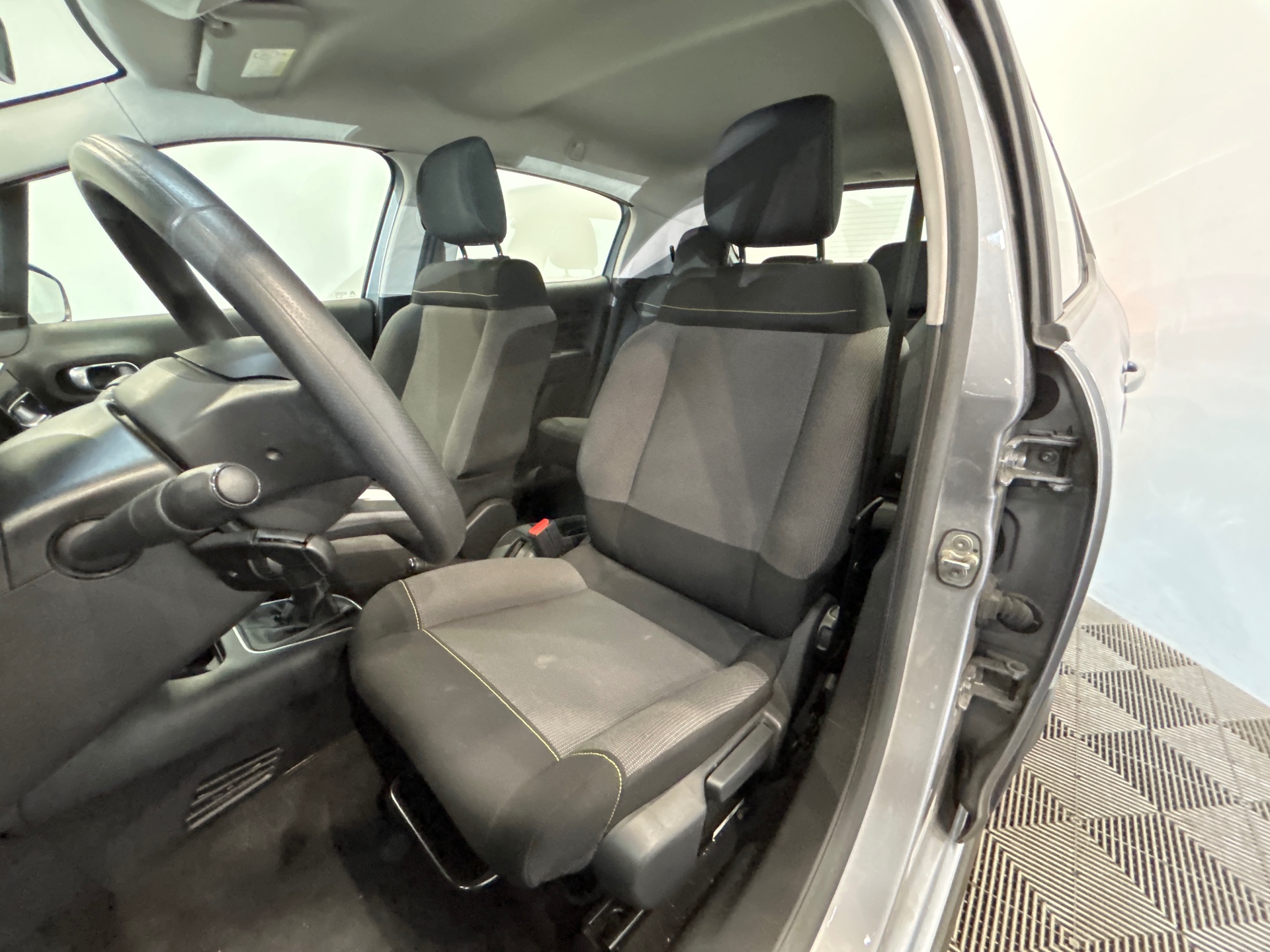 CITROEN C3 BlueHDi 100 S&S BVM6 C-Series