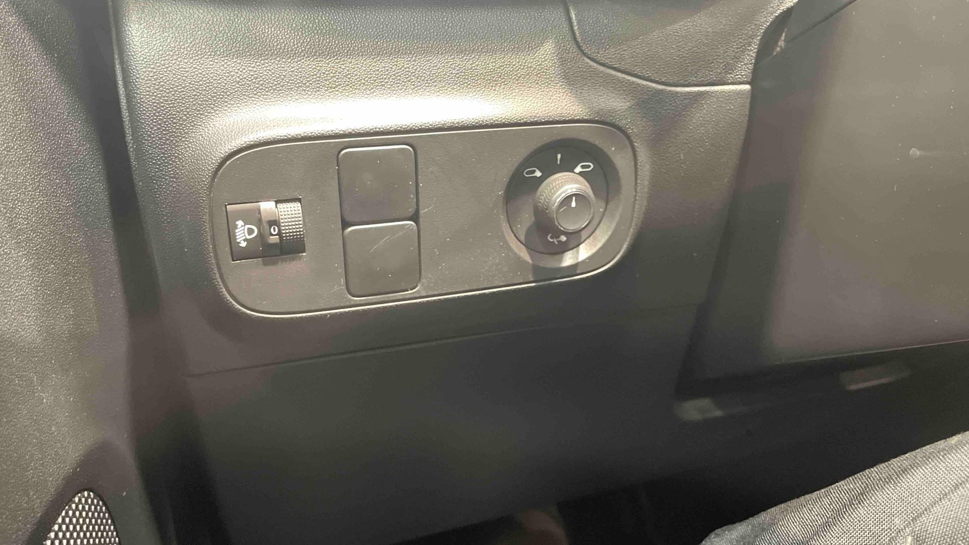CITROEN C3 PureTech 110 S&S BVM6 Shine