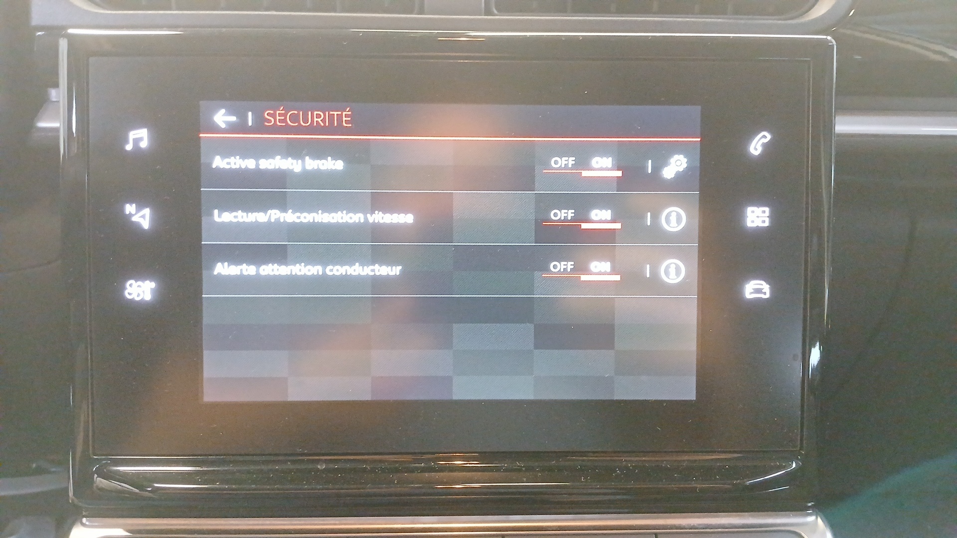 CITROEN C3 PURETECH 110 S&S BVM6 SHINE
