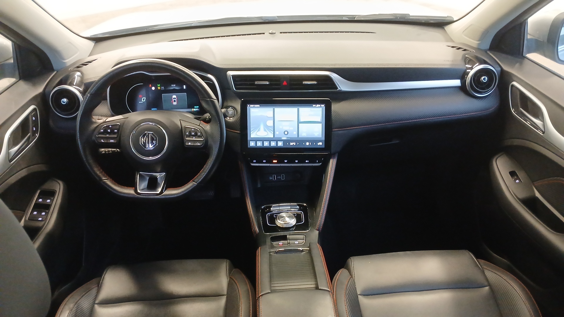 MG ZS ELECTRIQUE EV Autonomie Standard 51kWh - 130 kW 2WD Luxury