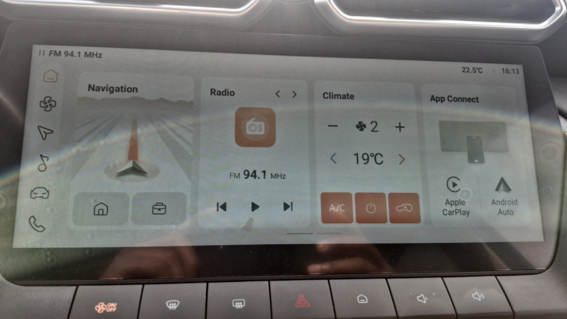 MG MG ZS ZS HYBRID LUXURY