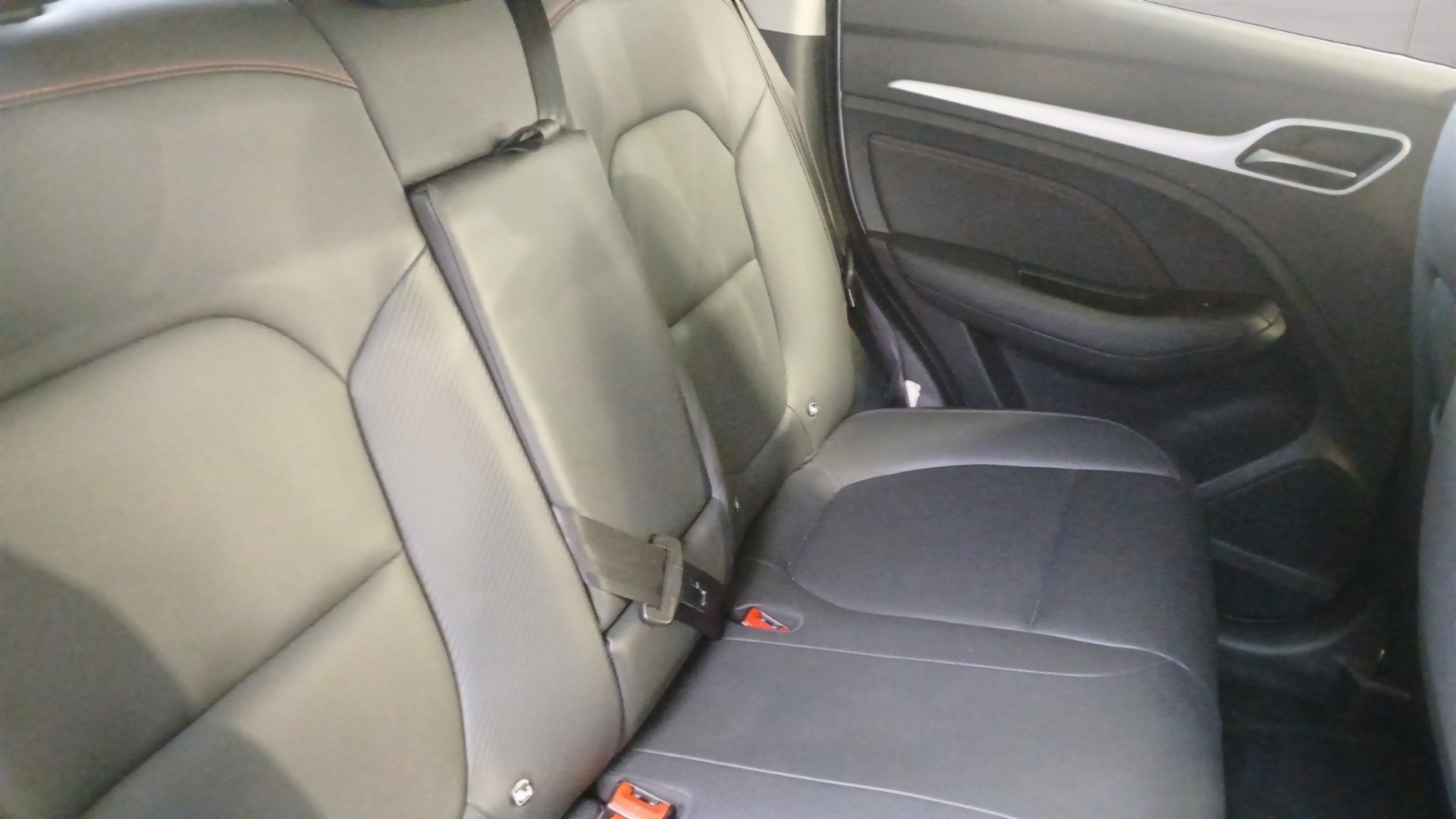 MG ZS ELECTRIQUE EV Autonomie Standard 51kWh - 130 kW 2WD Luxury