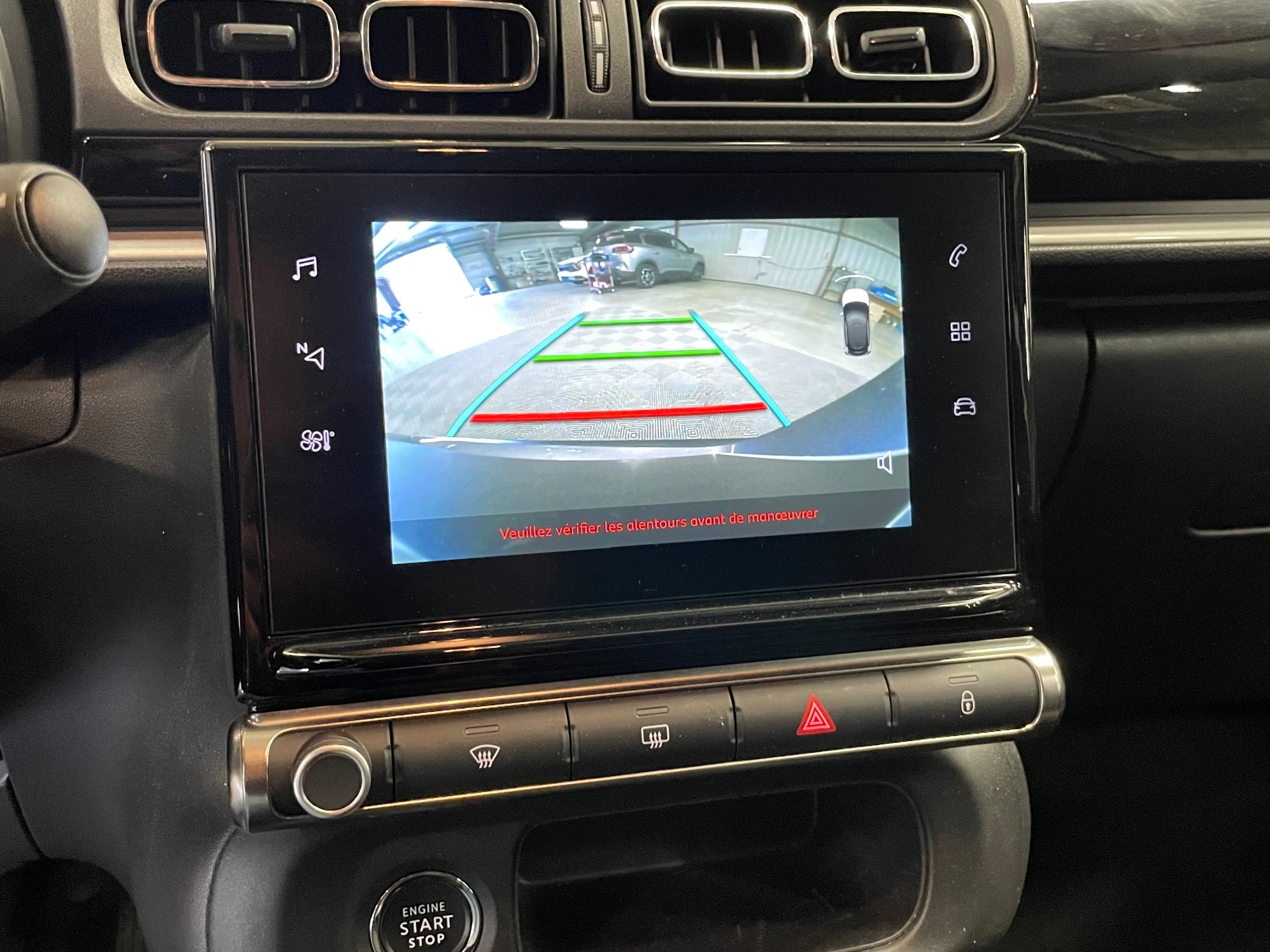 CITROEN C3 PureTech 110 S&S BVM6 Shine