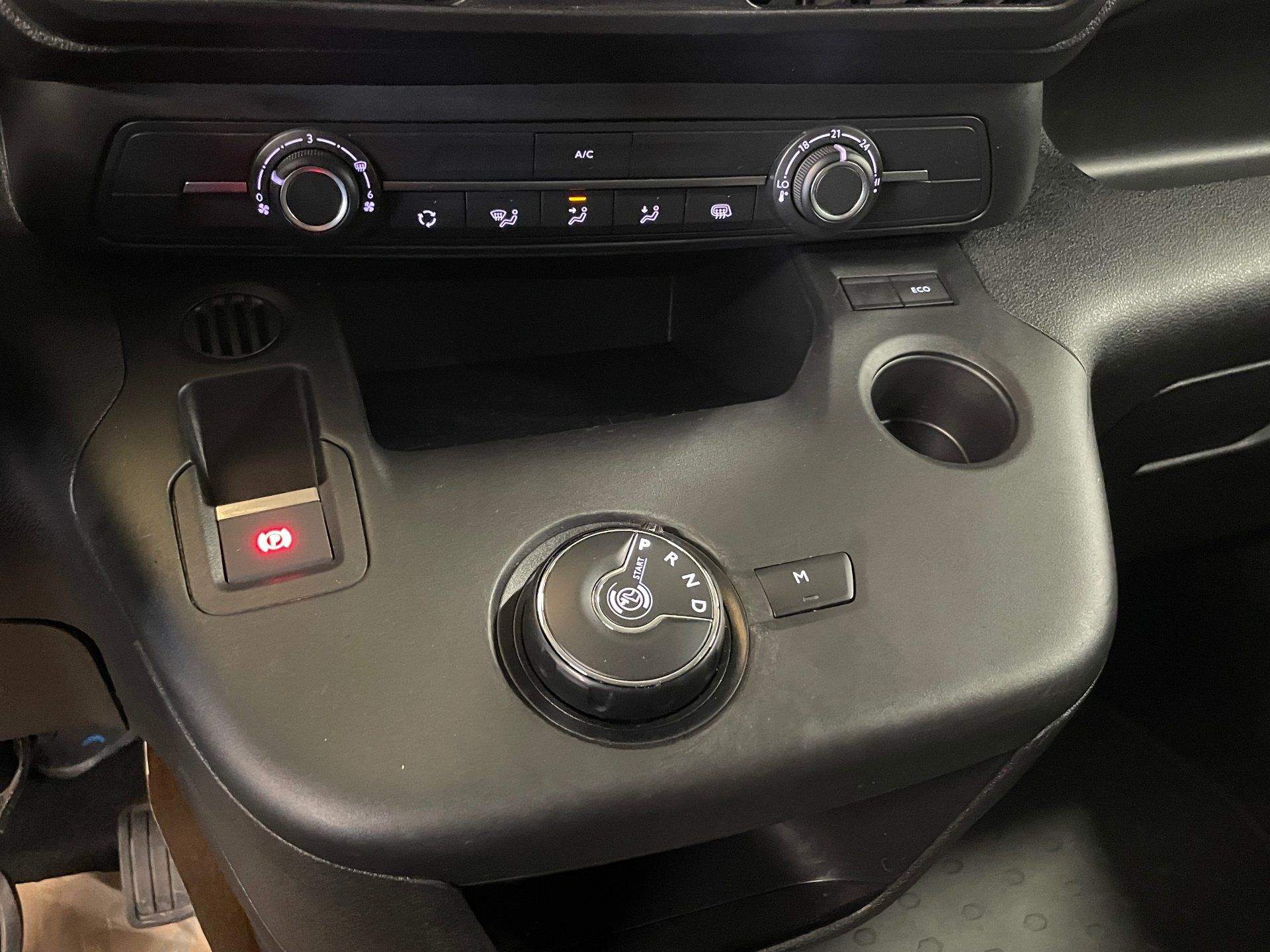 PEUGEOT PARTNER FOURGON STANDARD 650 KG BLUEHDI 130 S&S EAT8 ASPHALT