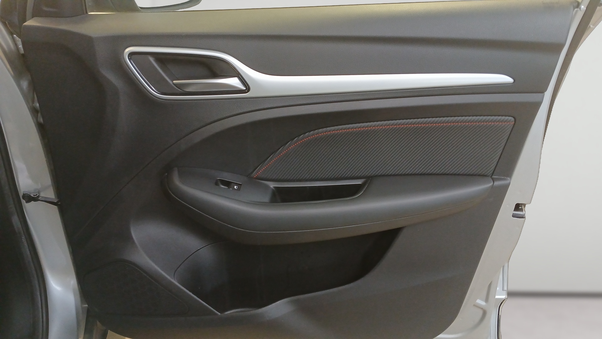MG ZS ELECTRIQUE EV Autonomie Standard 51kWh - 130 kW 2WD Luxury