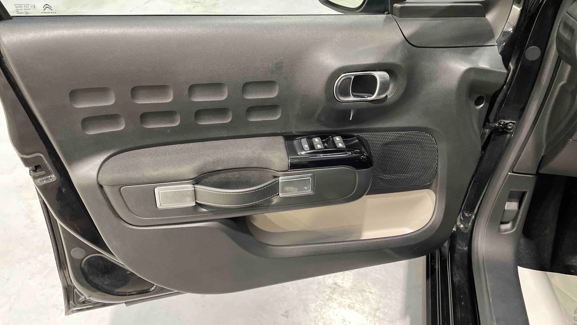 CITROEN C3 PureTech 83 S&S BVM5 Shine