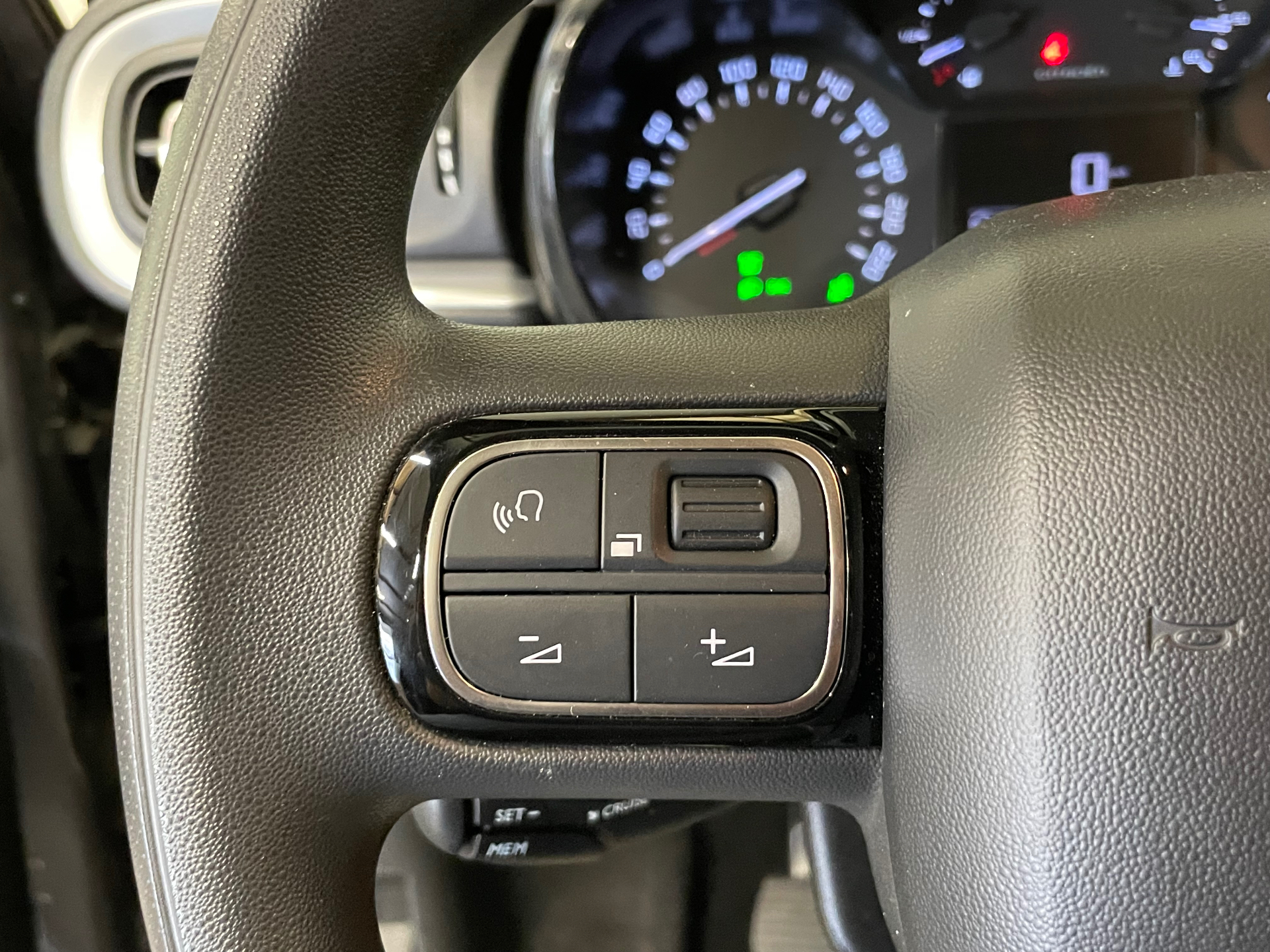 CITROEN C3 PureTech 110 S&S BVM6 Shine