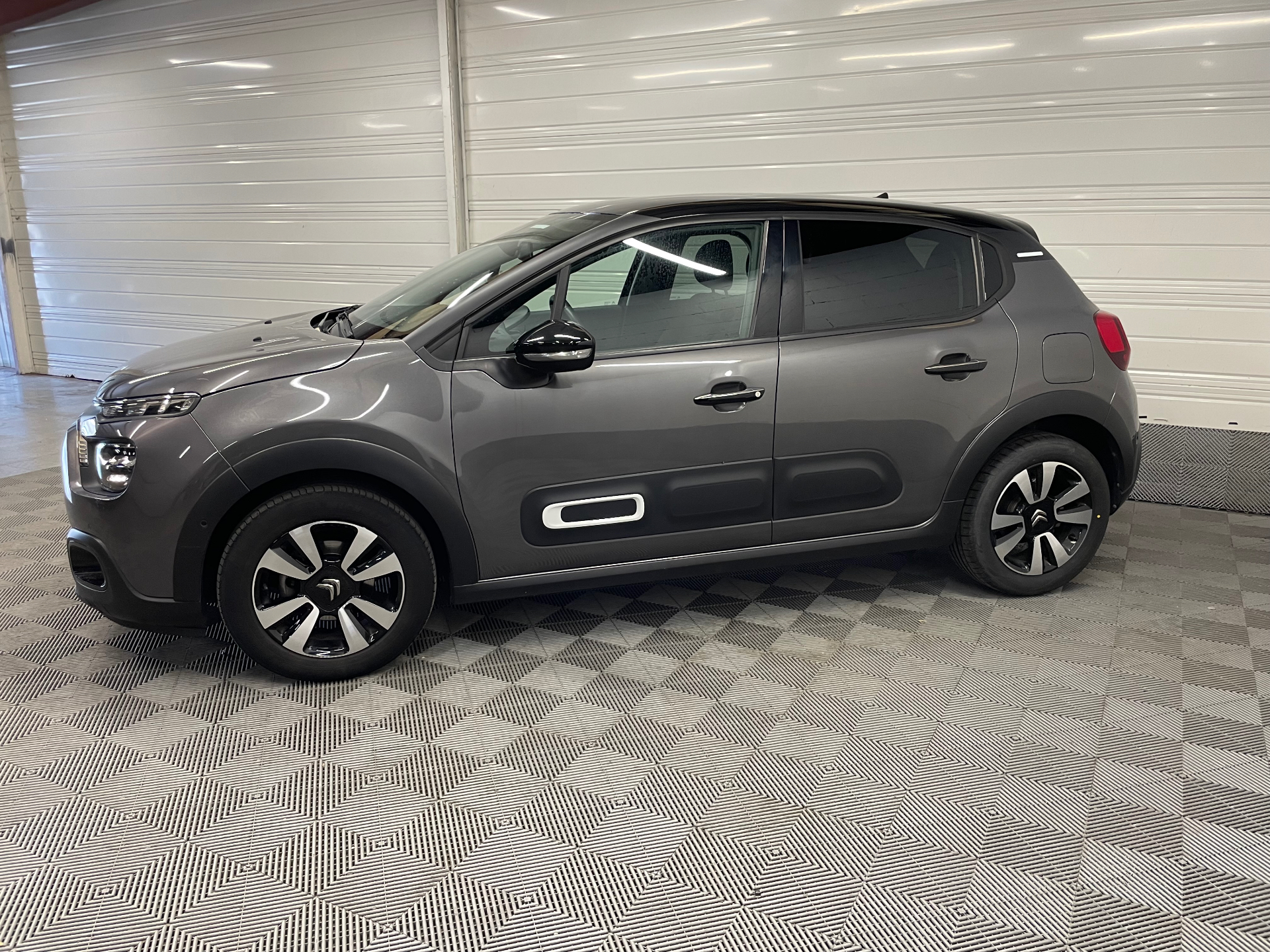 CITROEN C3 PureTech 110 S&S BVM6 Shine