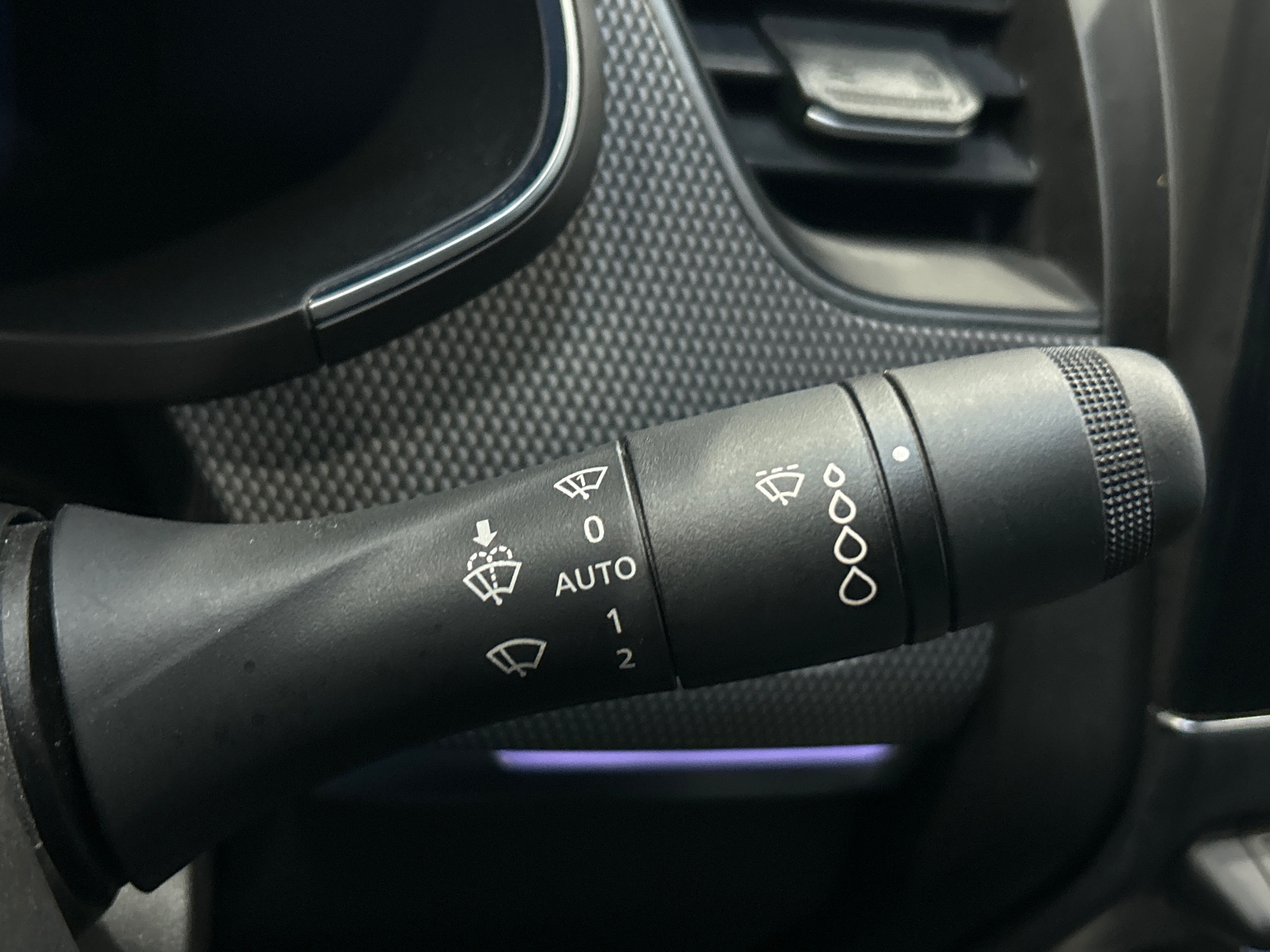 RENAULT ARKANA E-Tech 145 - 21B Intens