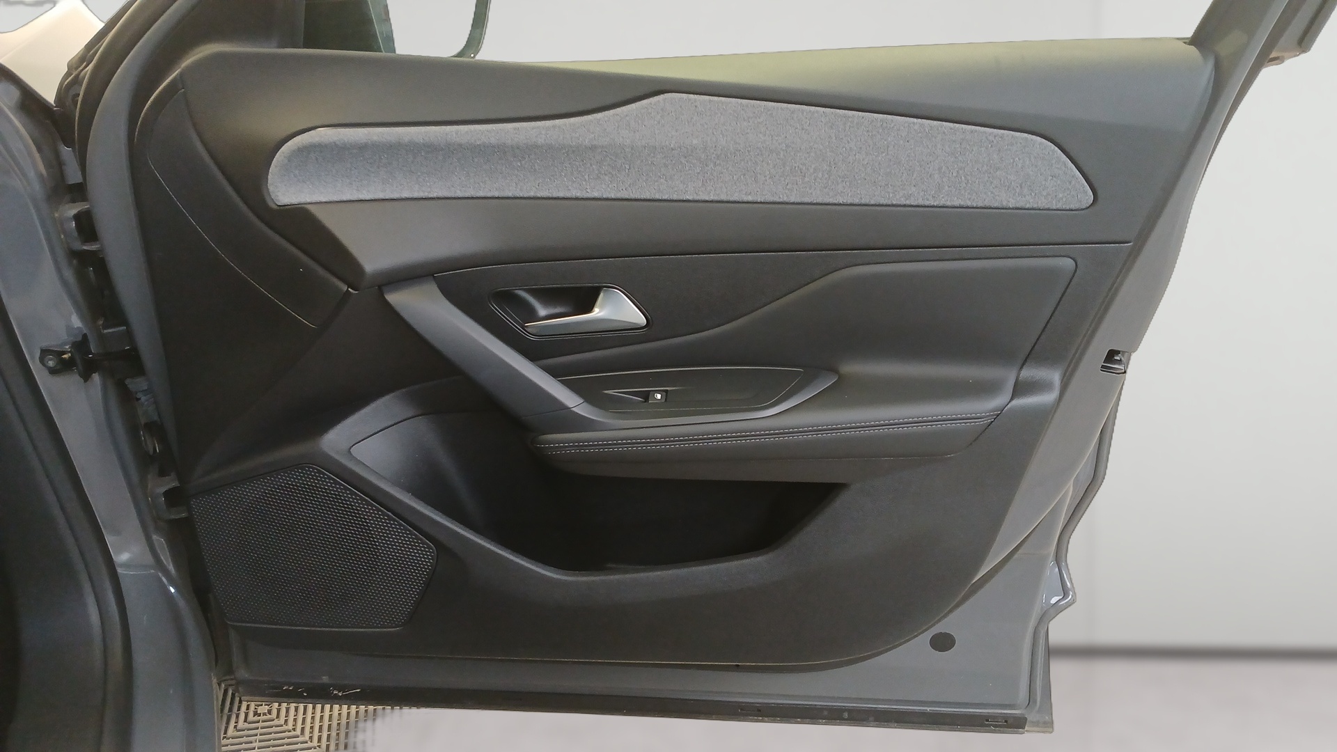 PEUGEOT 408 Allure Hybrid 145 ch e-DCS6