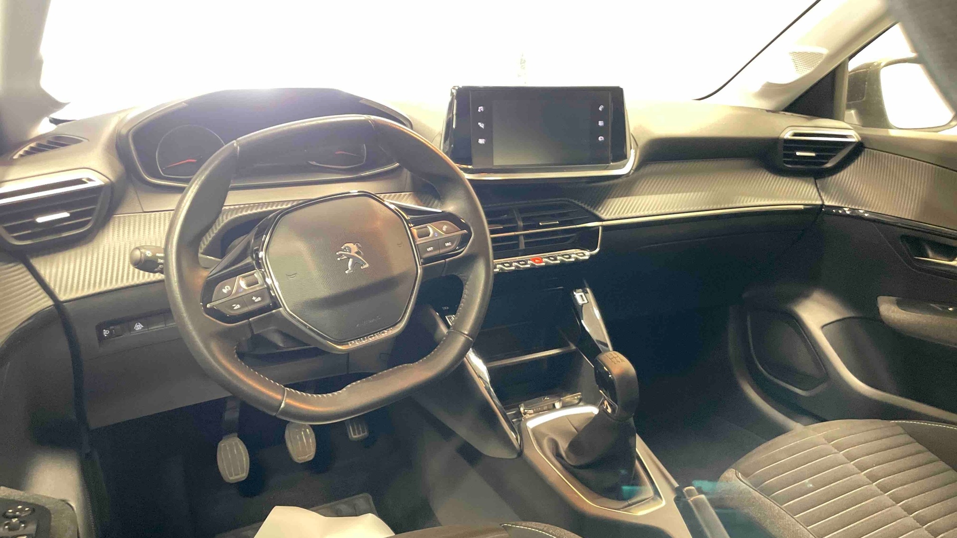 PEUGEOT 208 PureTech 75 S&S BVM5 Style