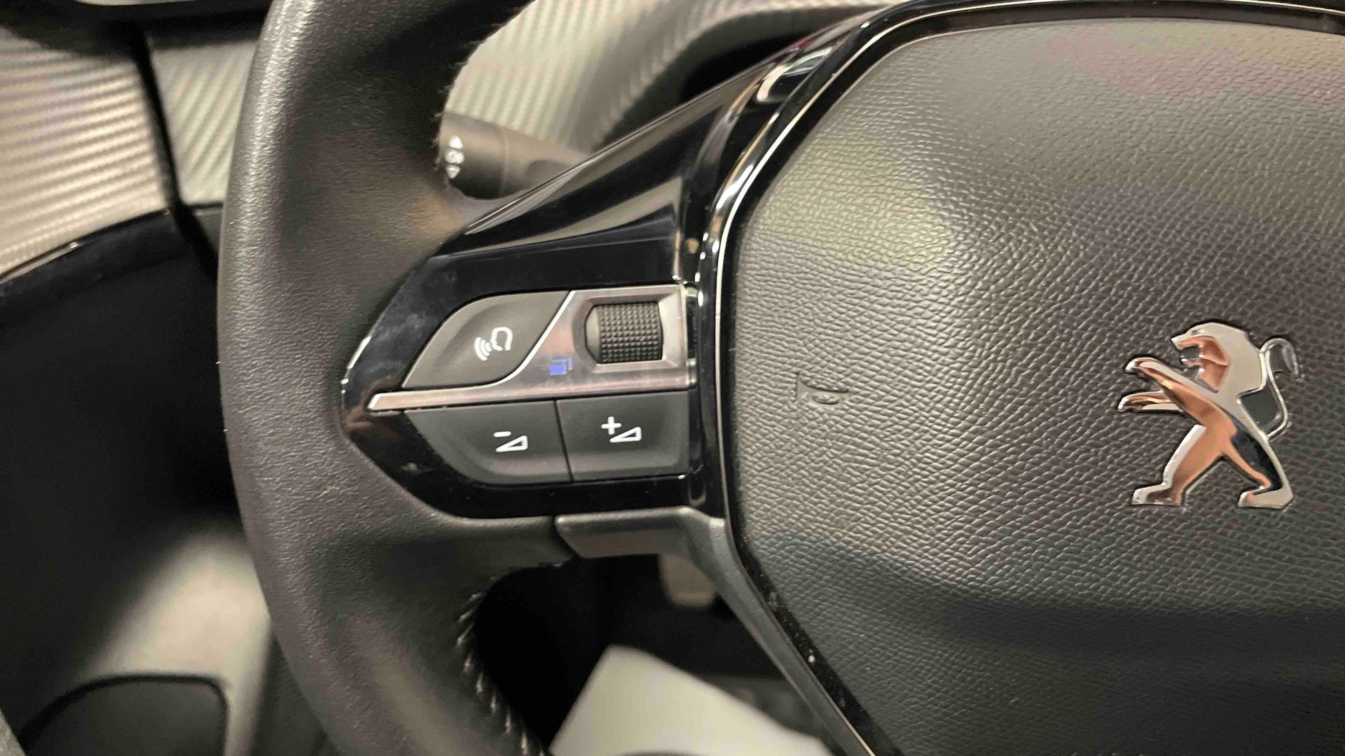 PEUGEOT 208 PureTech 75 S&S BVM5 Style
