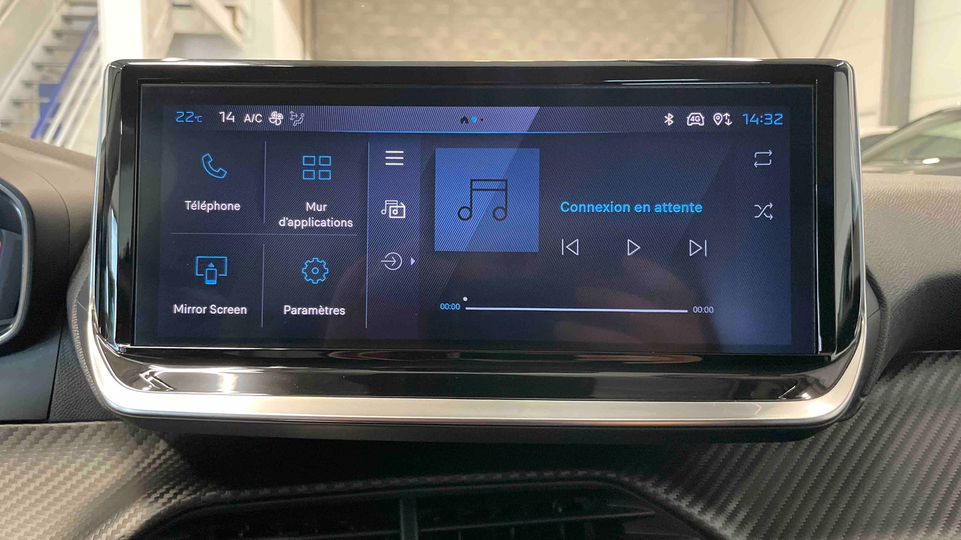 PEUGEOT 208 Allure 100 ch BVM6