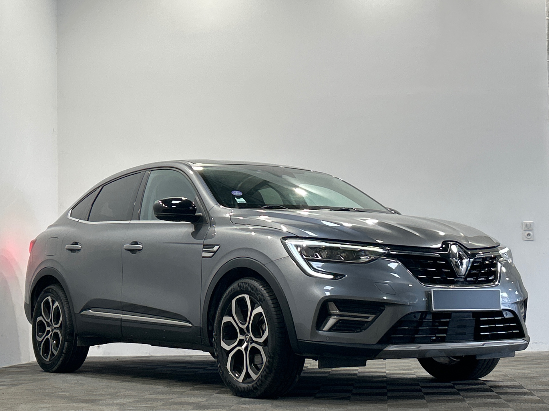 RENAULT ARKANA E-Tech 145 - 21B Intens