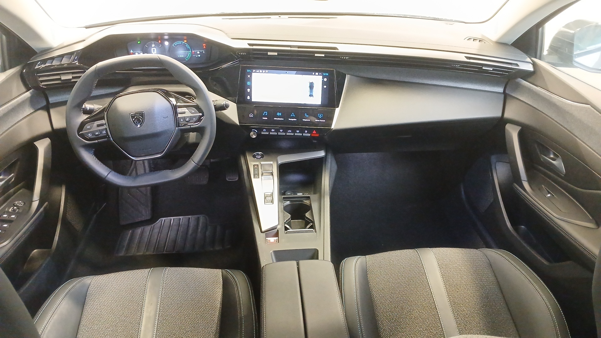 PEUGEOT 408 Allure Hybrid 145 ch e-DCS6