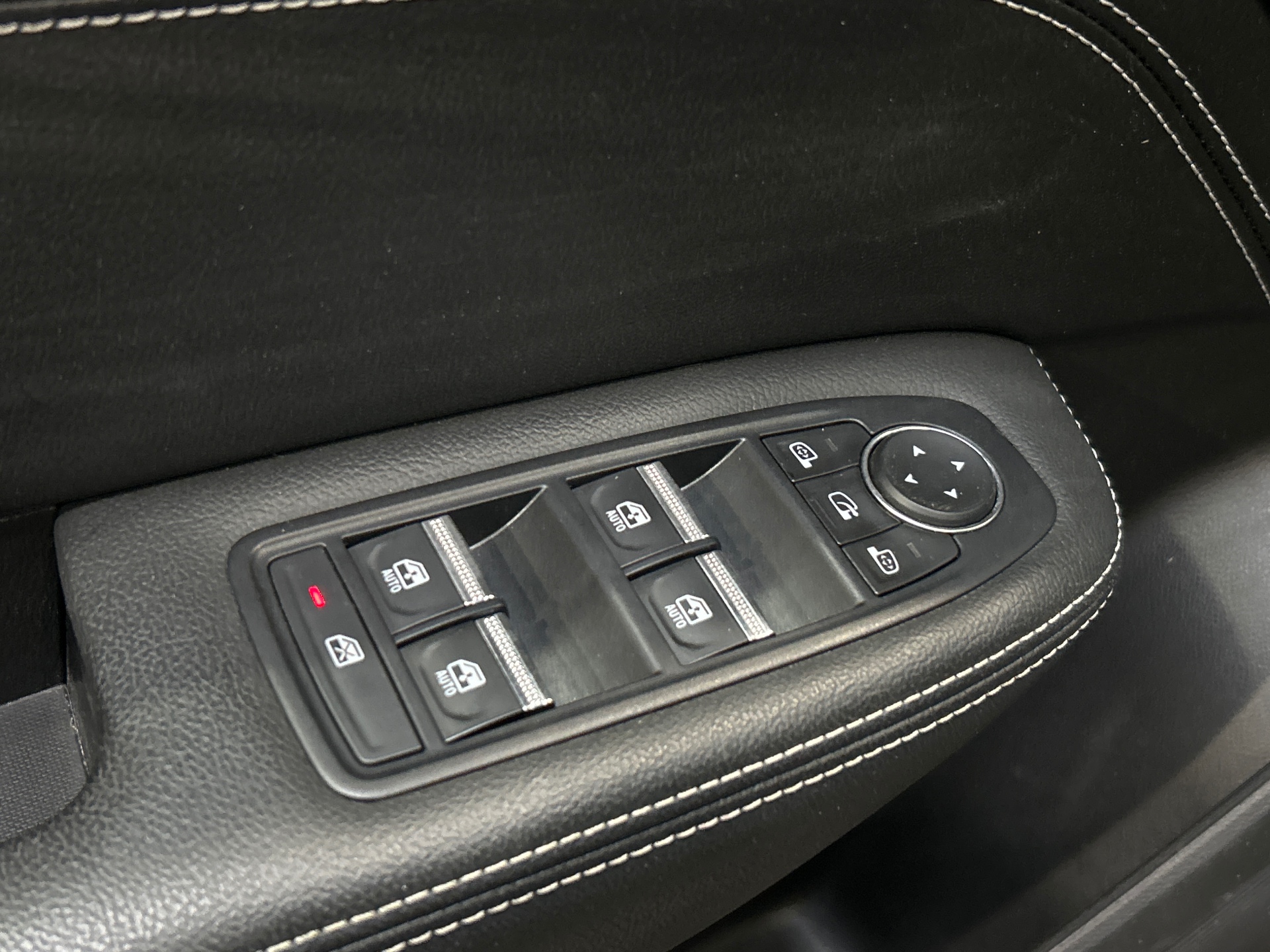 RENAULT ARKANA E-Tech 145 - 21B Intens
