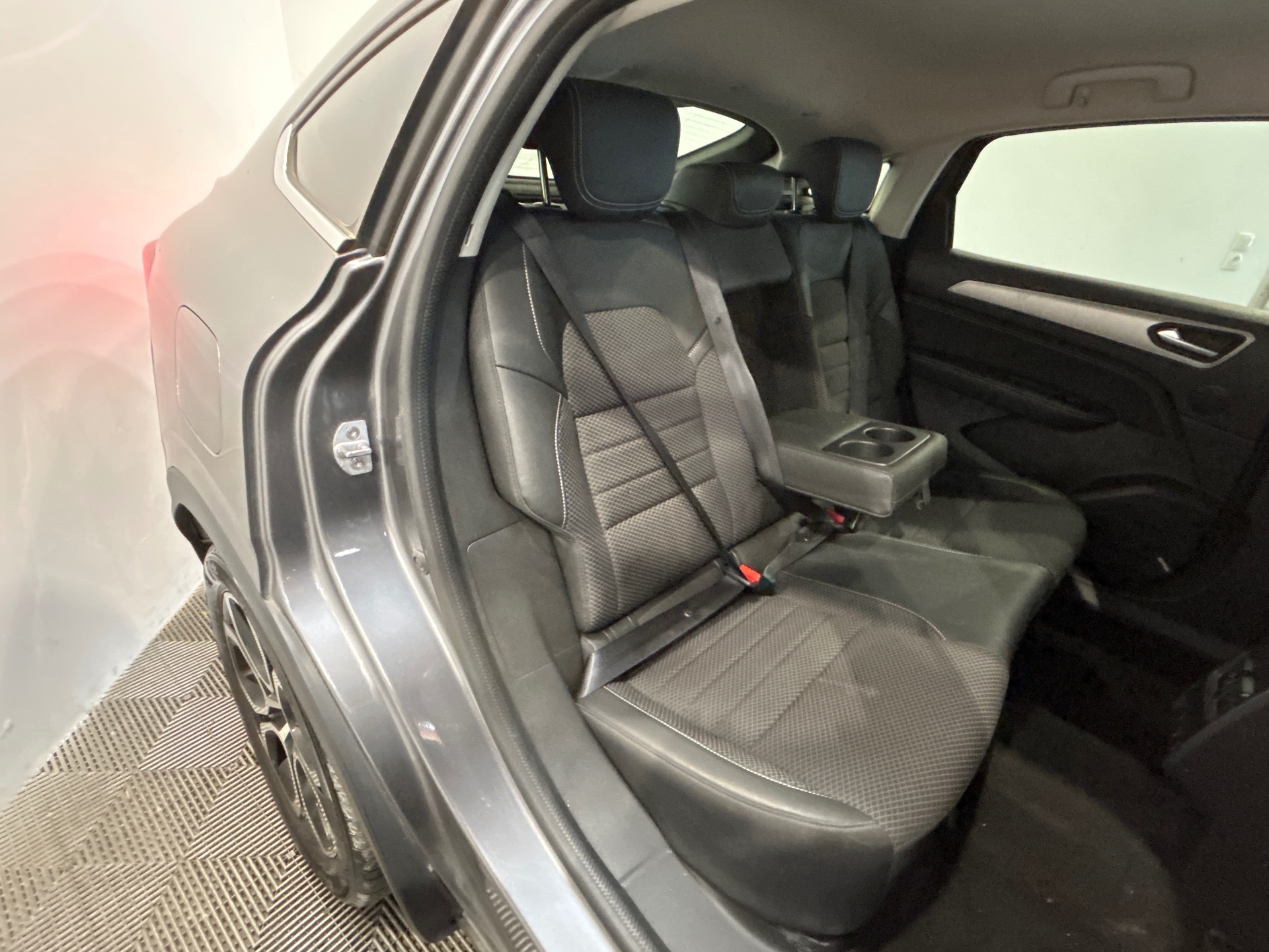 RENAULT ARKANA E-Tech 145 - 21B Intens