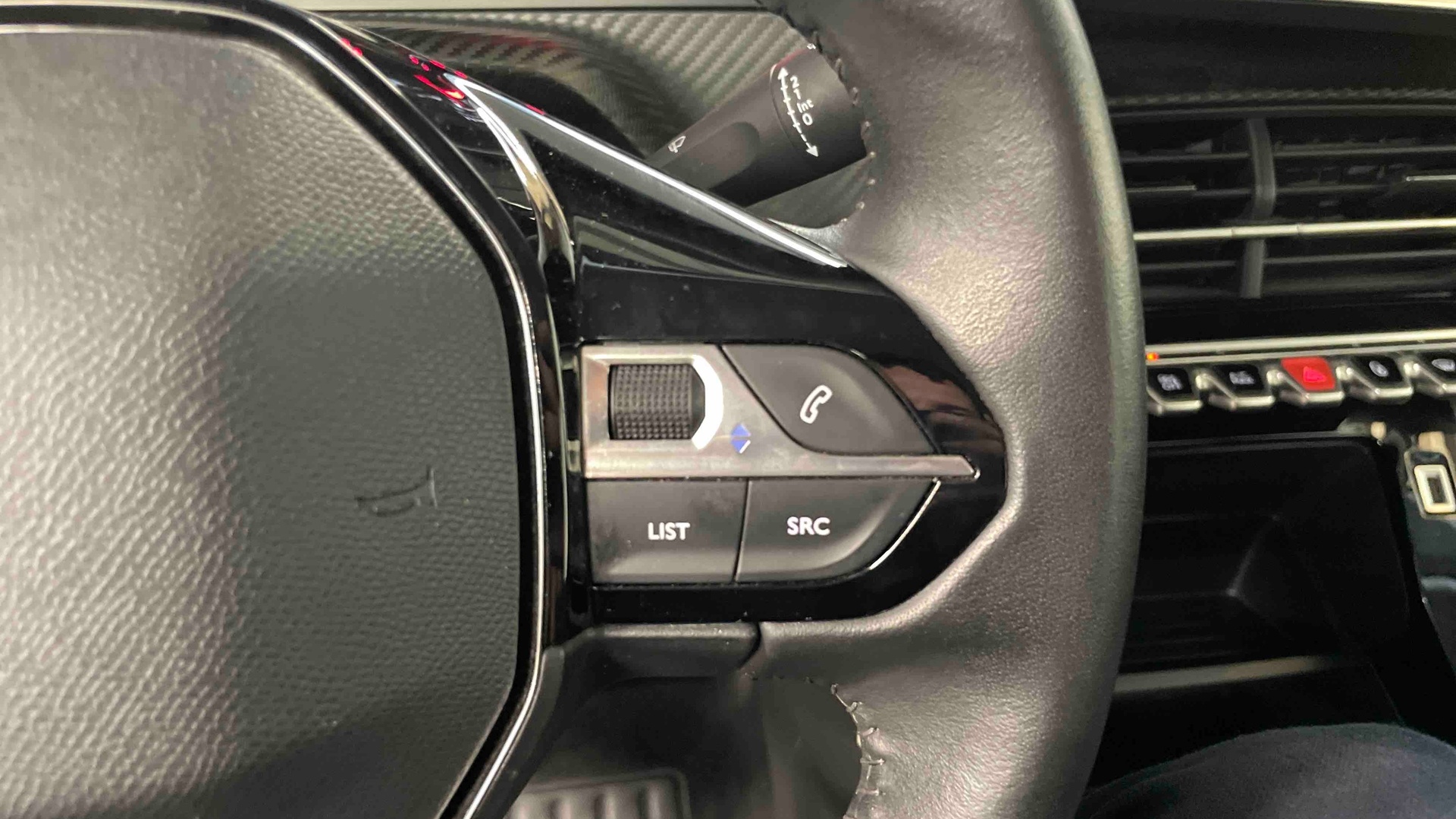 PEUGEOT 208 PureTech 75 S&S BVM5 Active Pack
