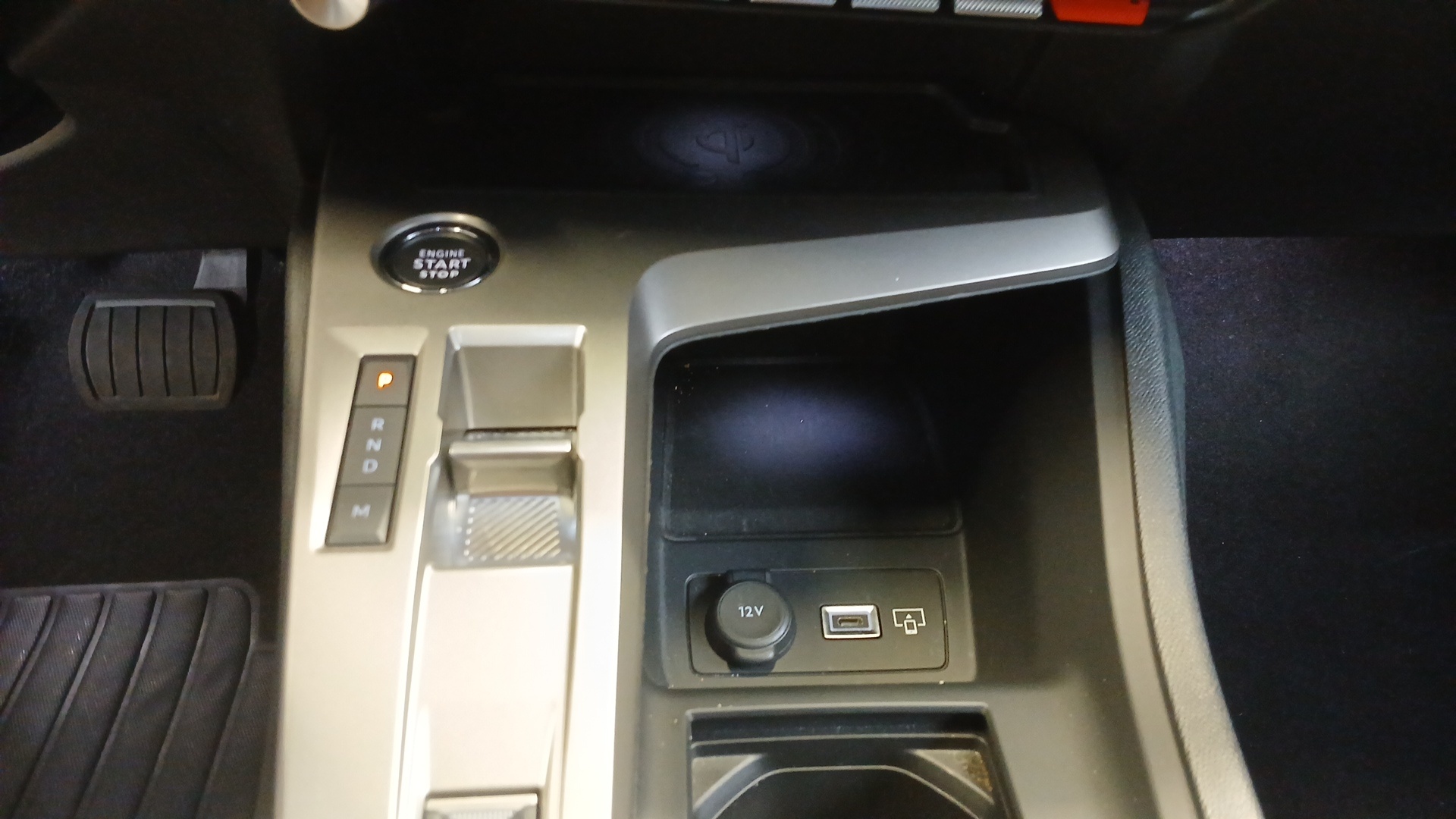 PEUGEOT 408 Allure Hybrid 145 ch e-DCS6