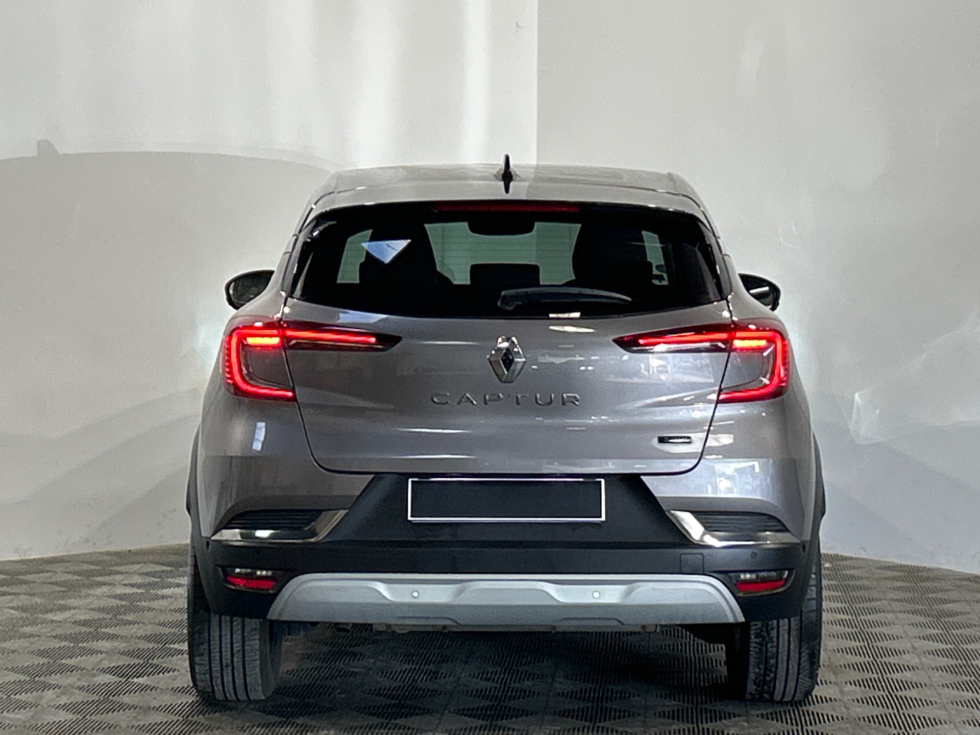 RENAULT CAPTUR E-Tech full hybrid 145 Iconic