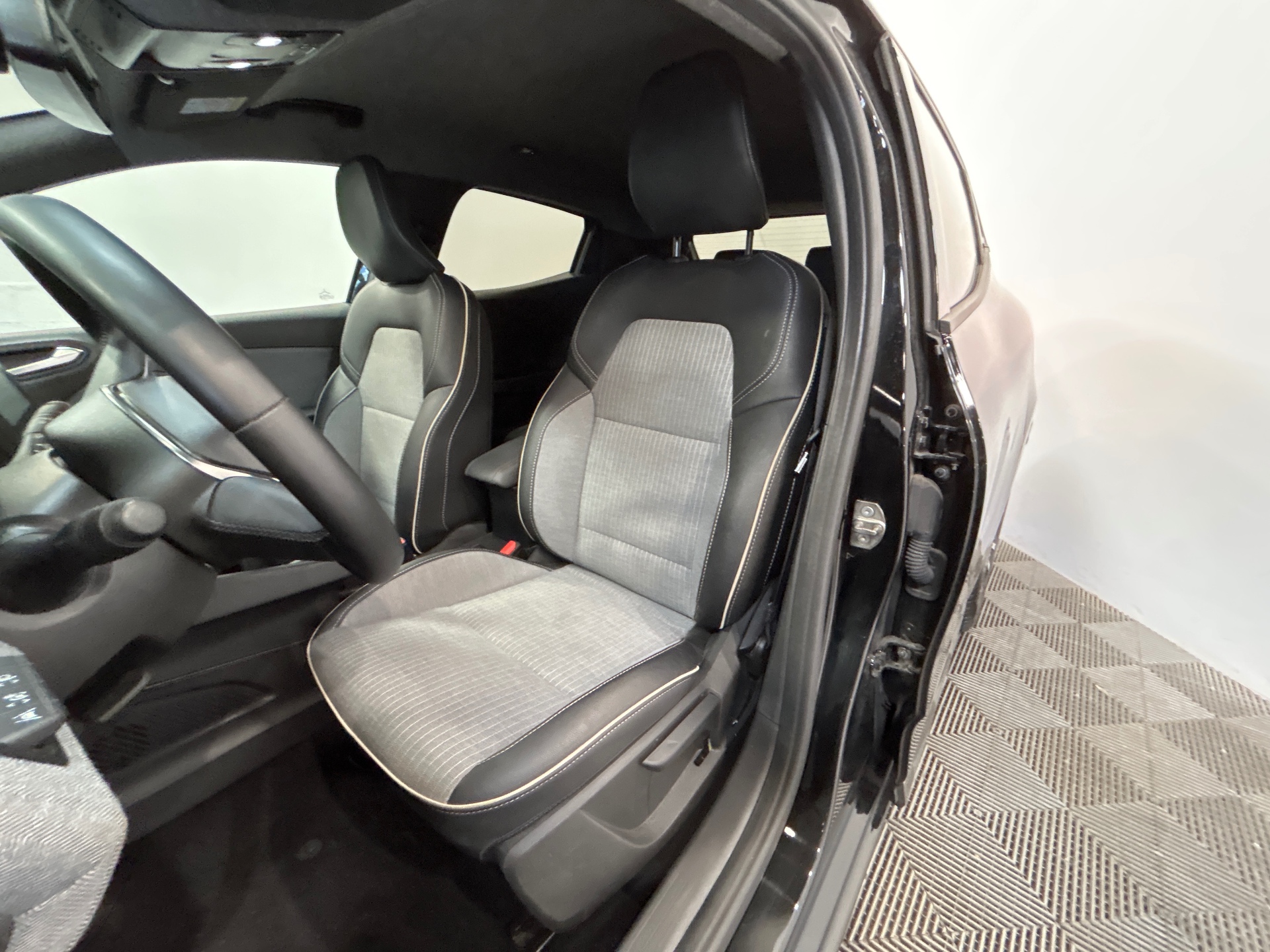 RENAULT CLIO V techno TCe 90 phase 2
